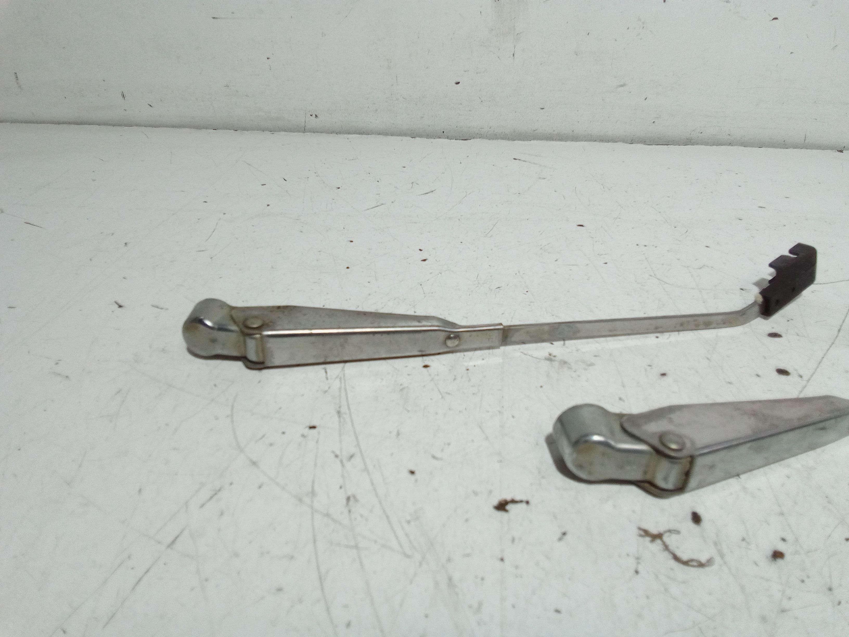 Bracci Tergi ant. FIAT 850 1 Serie