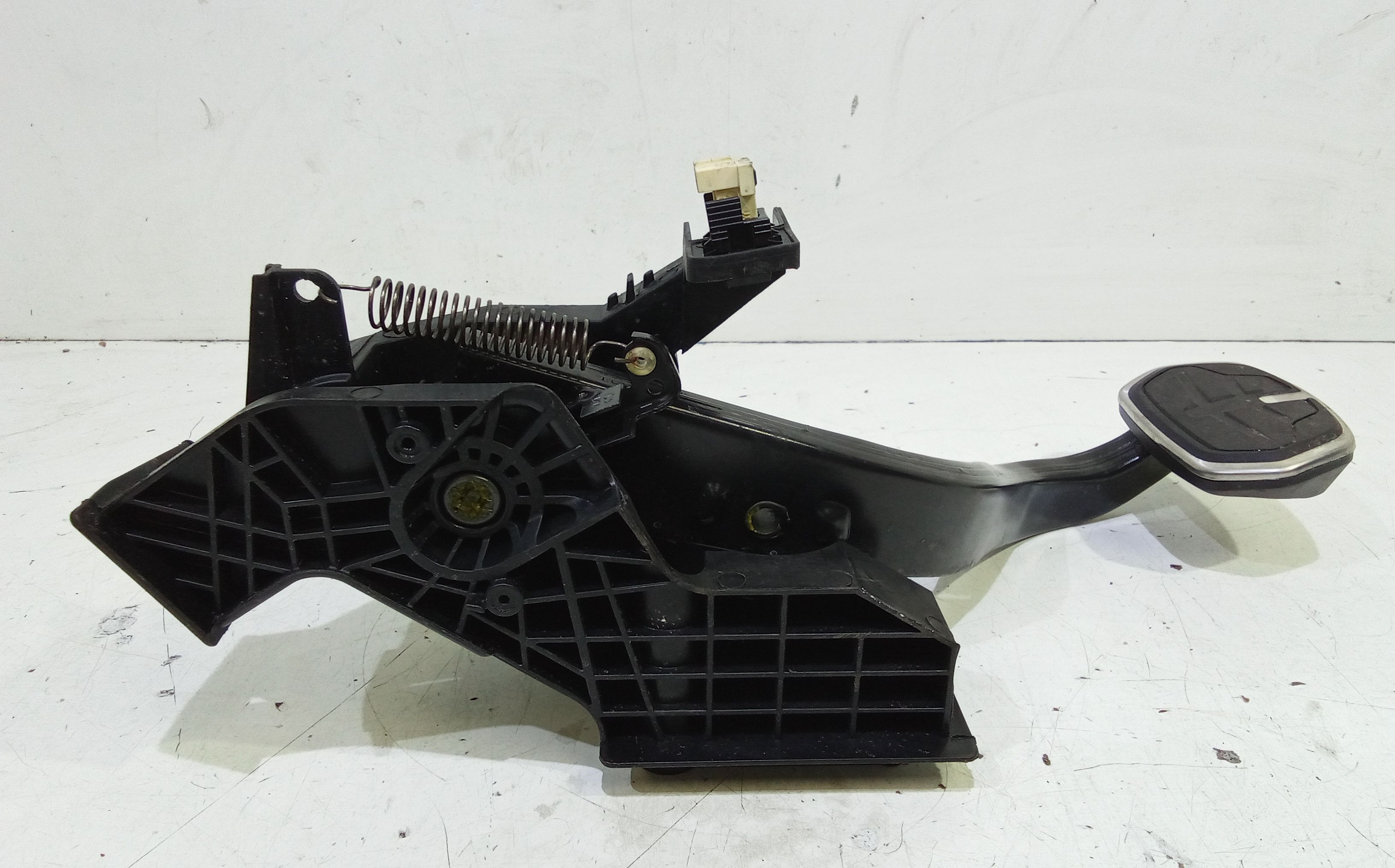 Pedale Freno BMW Serie 1 F40 (19>)