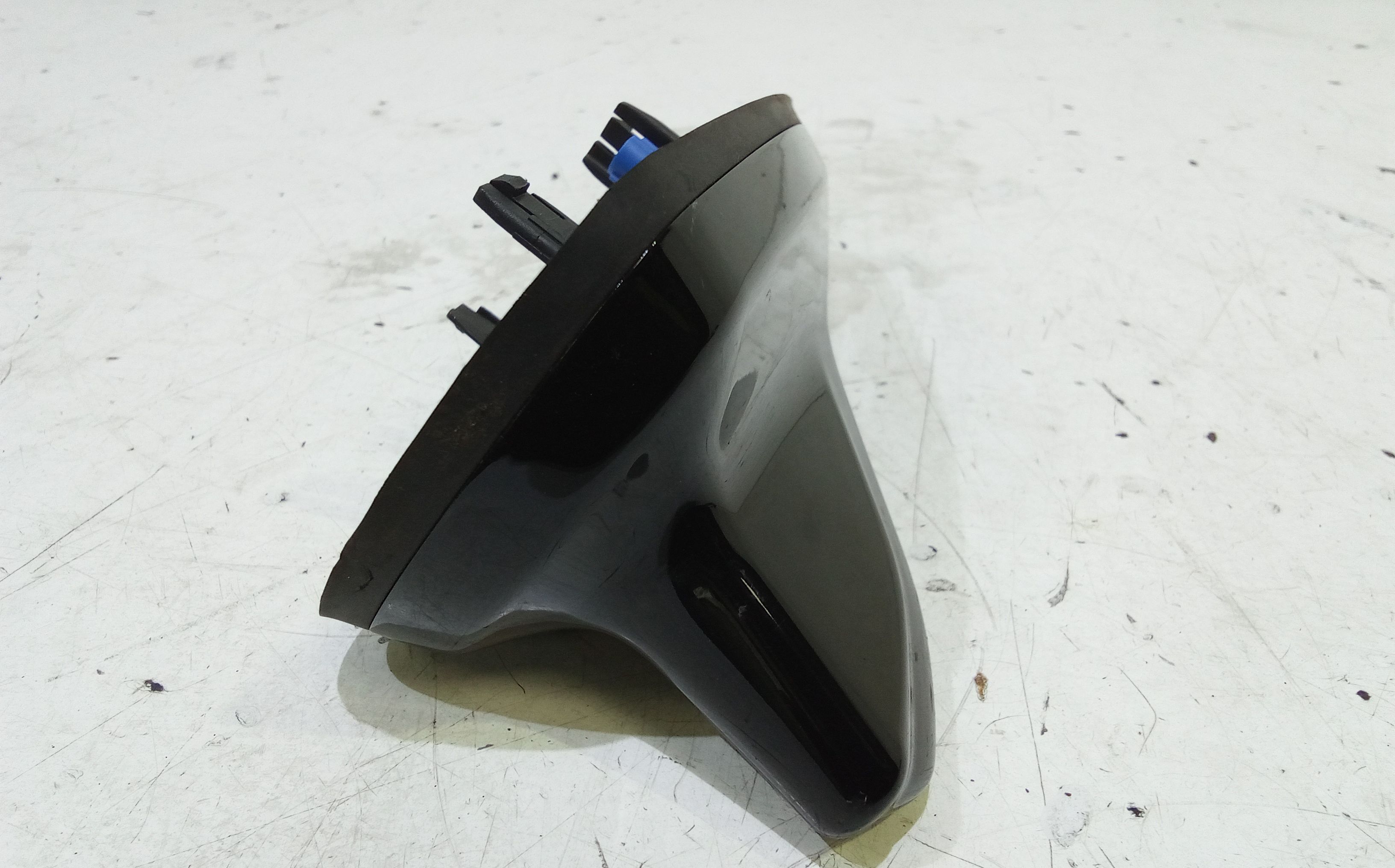 Antenna tetto VOLKSWAGEN Golf Serie VIII (19>)