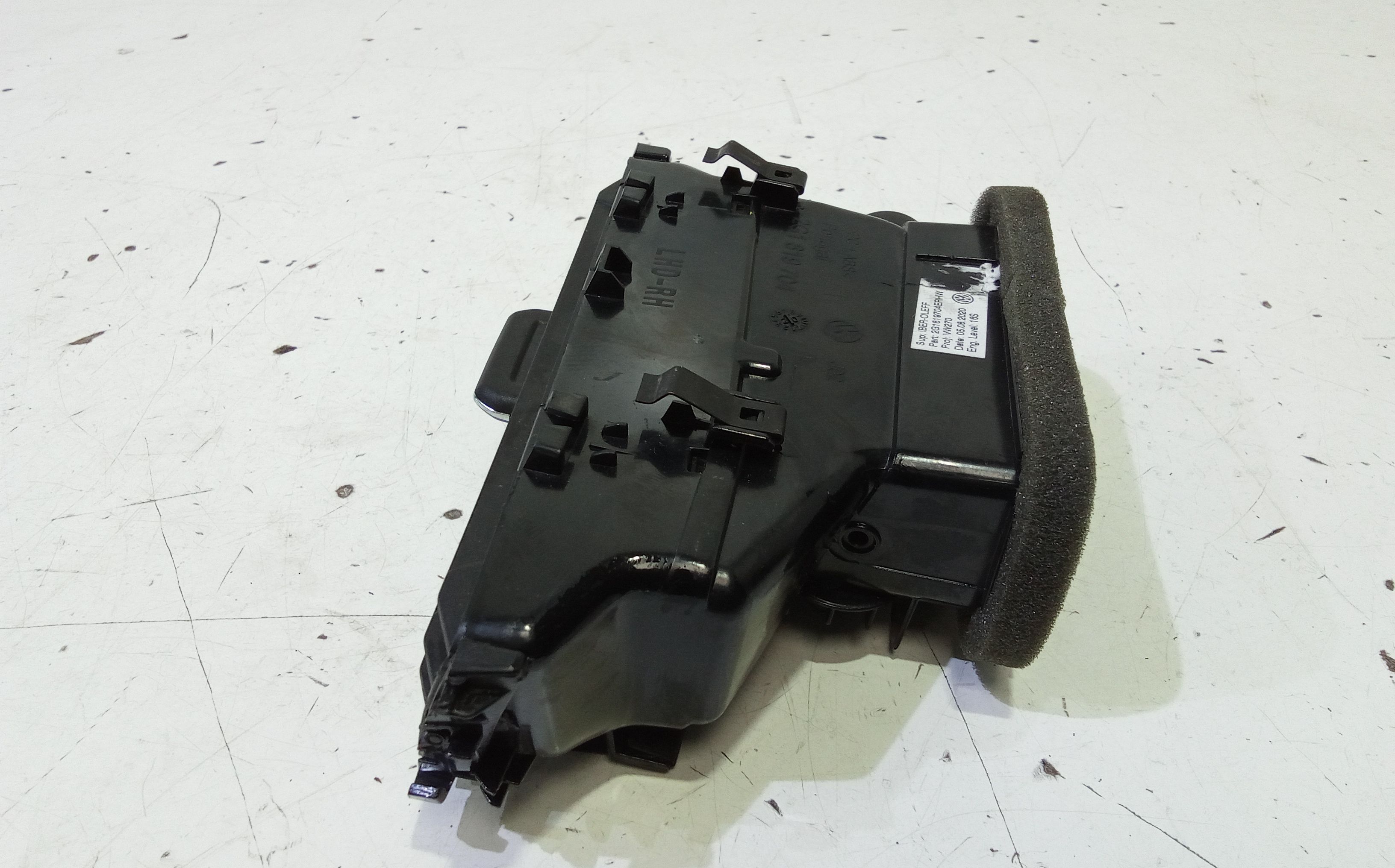 Bocchetta aria cruscotto lato passeggero VOLKSWAGEN Polo 6 Serie