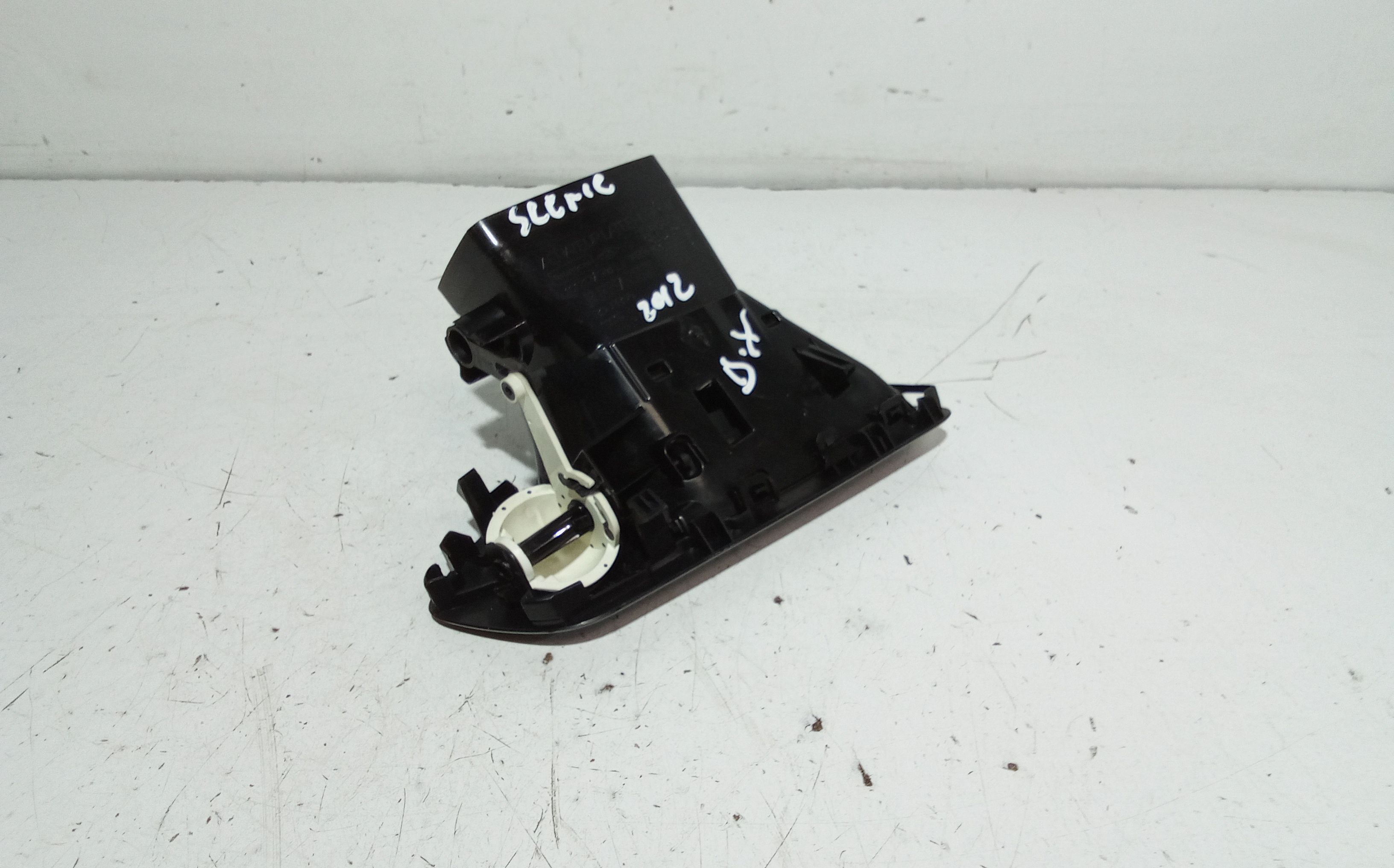 Bocchetta aria cruscotto lato passeggero RENAULT Scenic X MOD