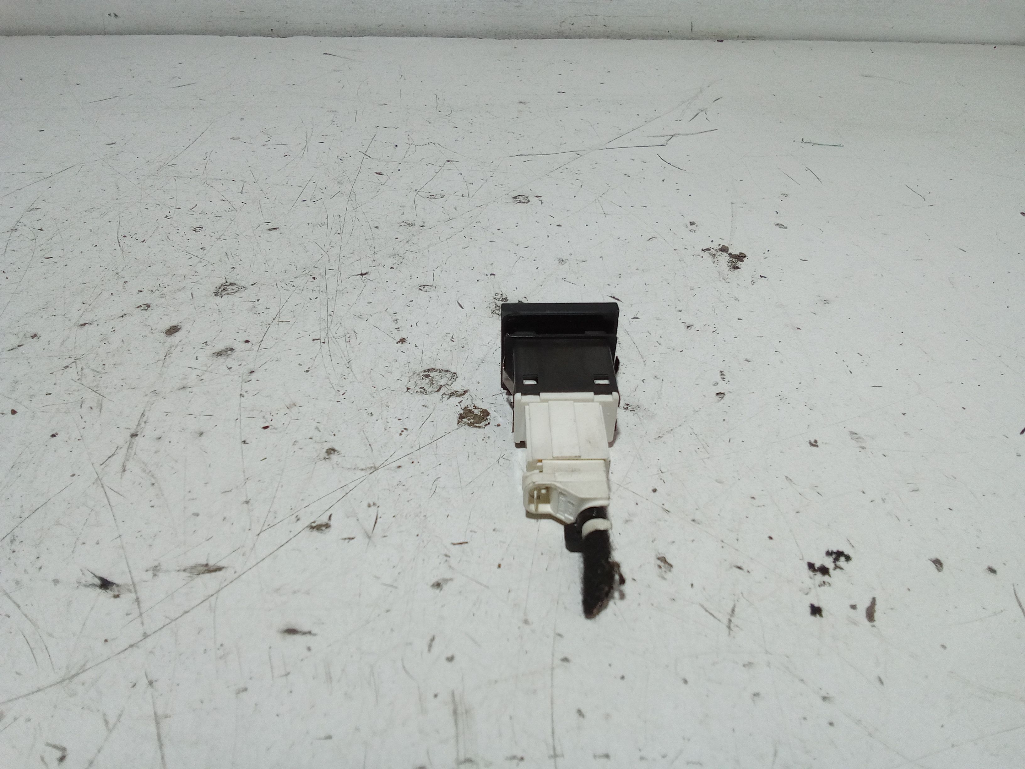 Pulsante AUDI A3 Serie (8P1) (05>08)