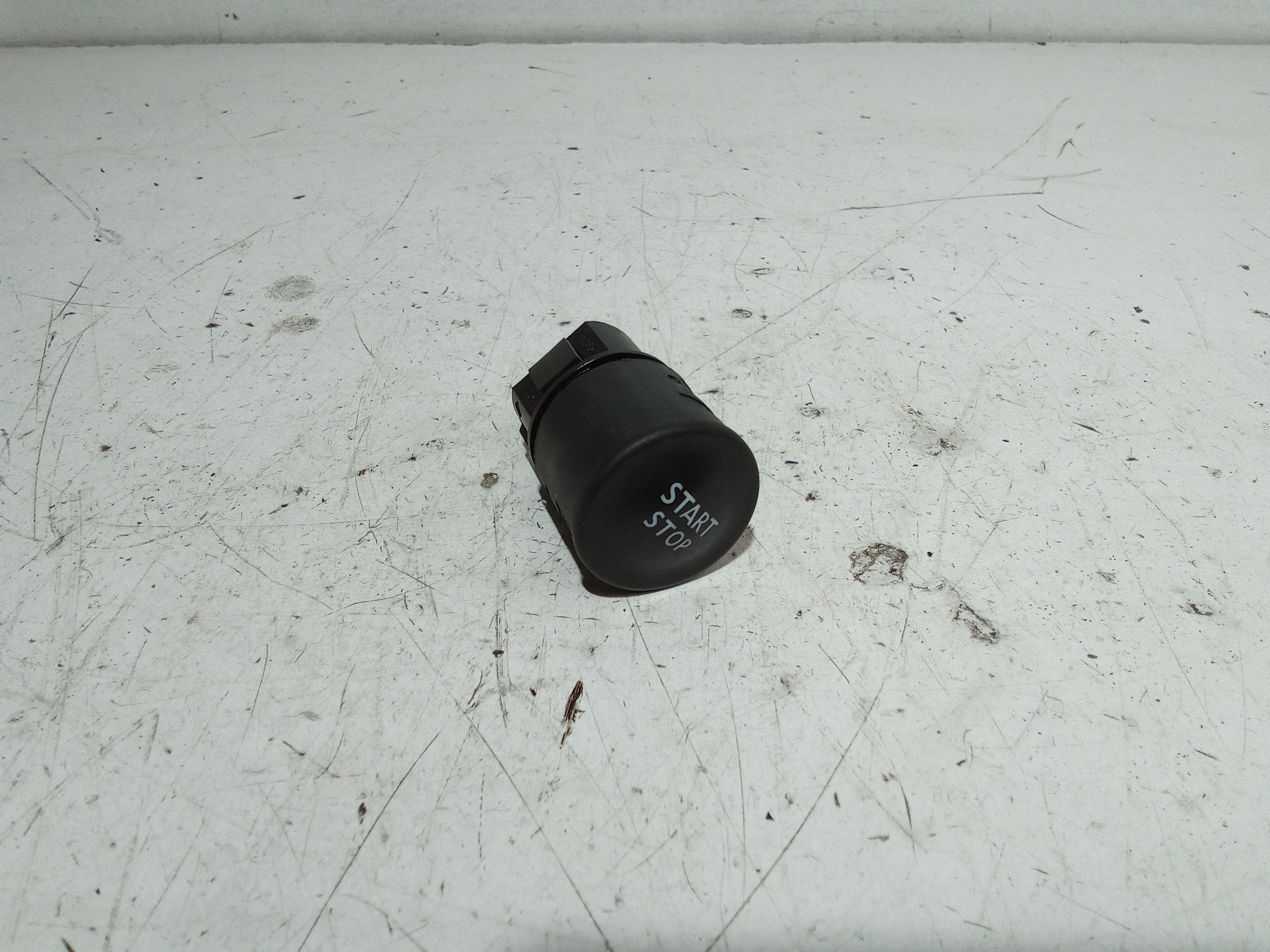 Pulsante start e stop RENAULT Megane III (08>16)
