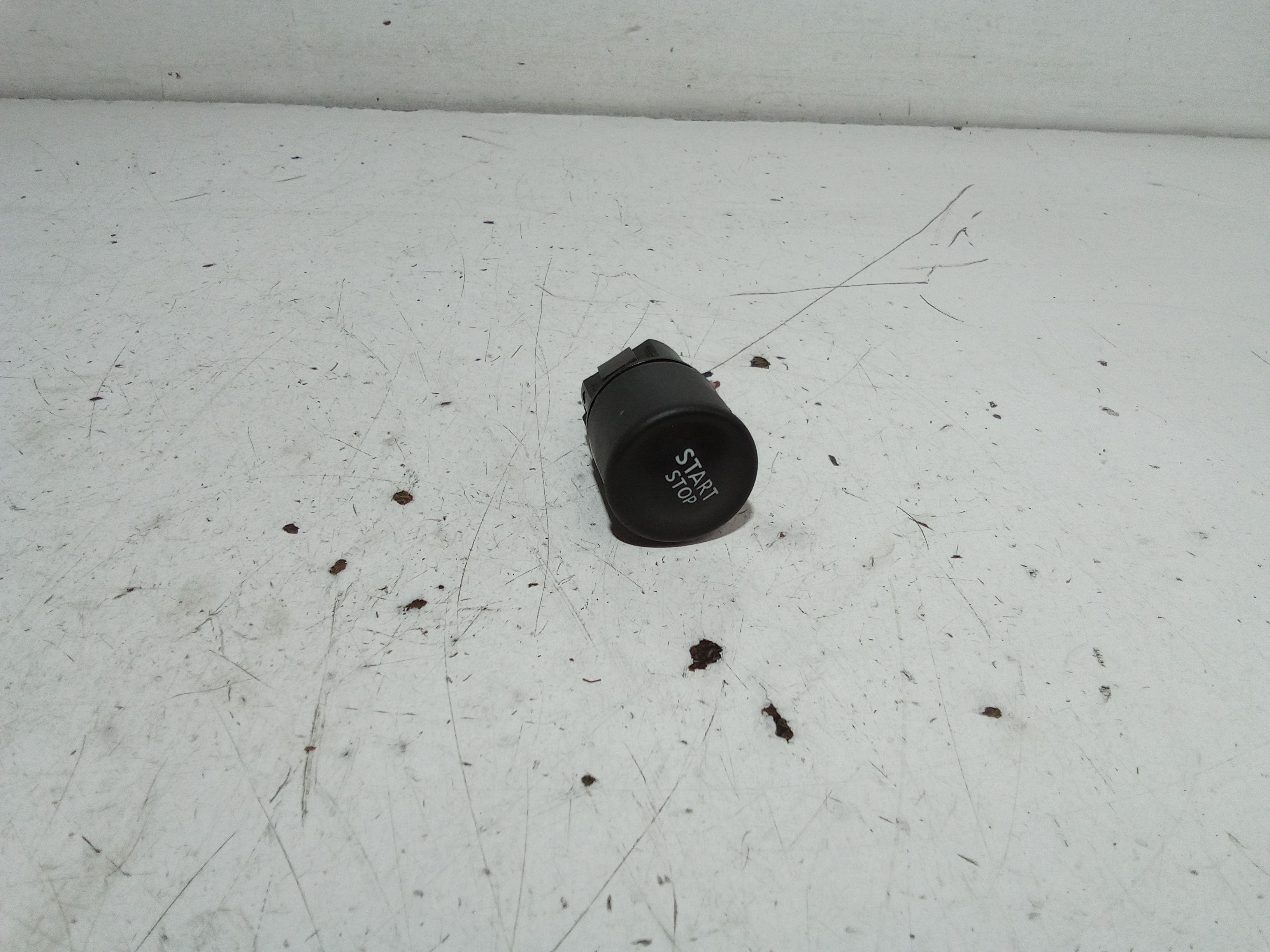 Pulsante start e stop RENAULT Megane III (08>16)