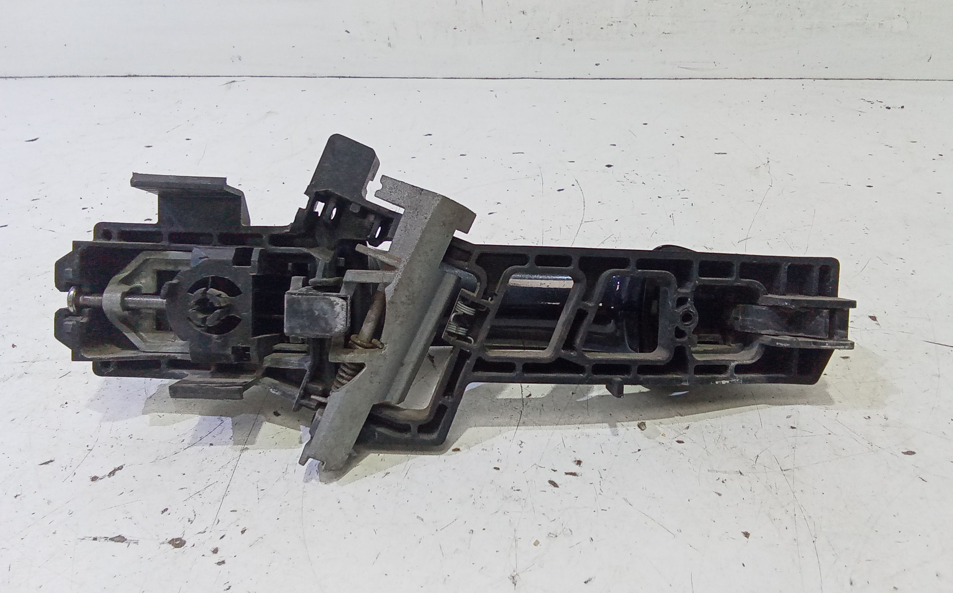 Maniglia esterna Posteriore Sinistra FORD Fiesta 6 Serie