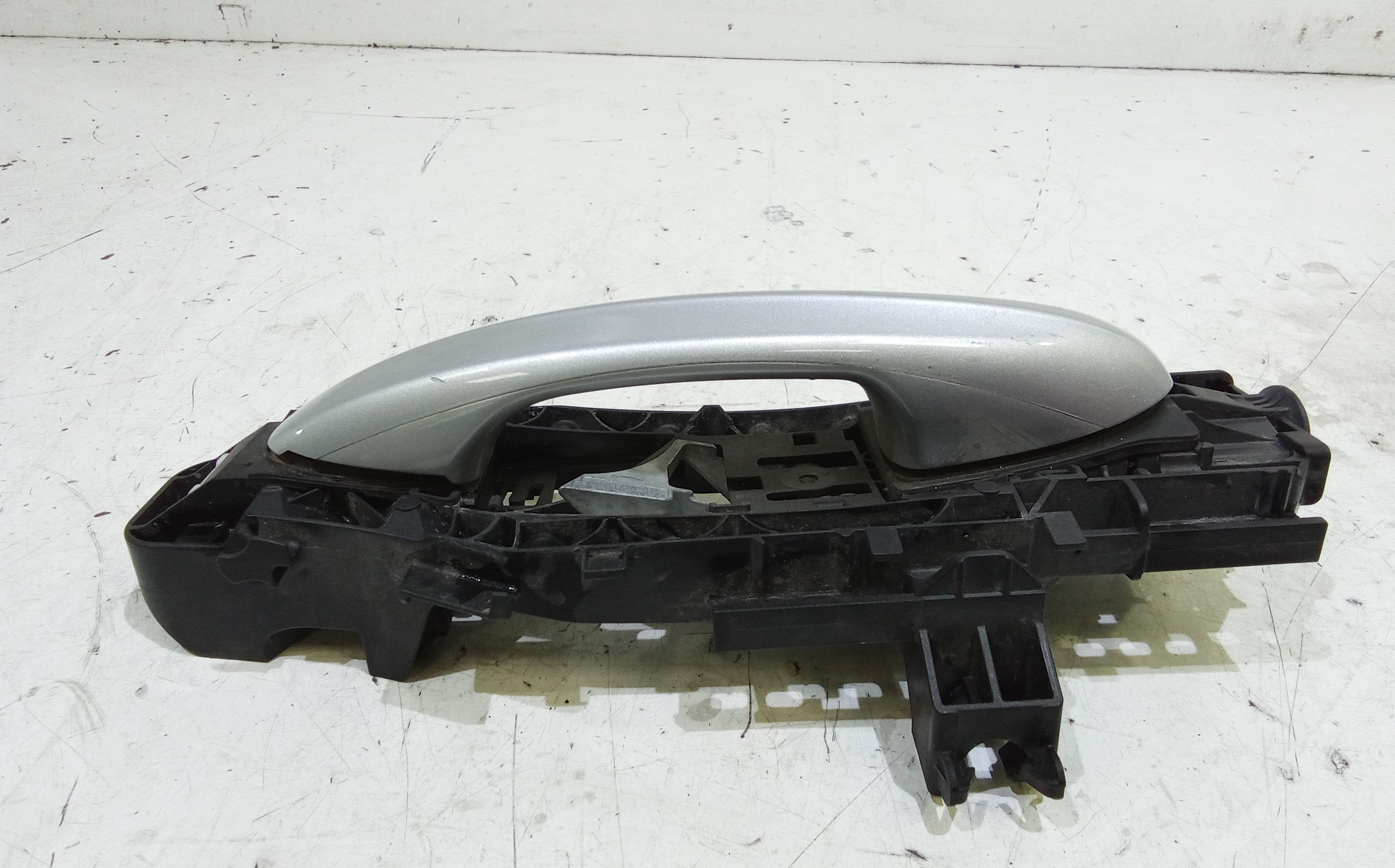 Maniglia esterna Posteriore Sinistra MERCEDES GLB Serie (X247) (19>)