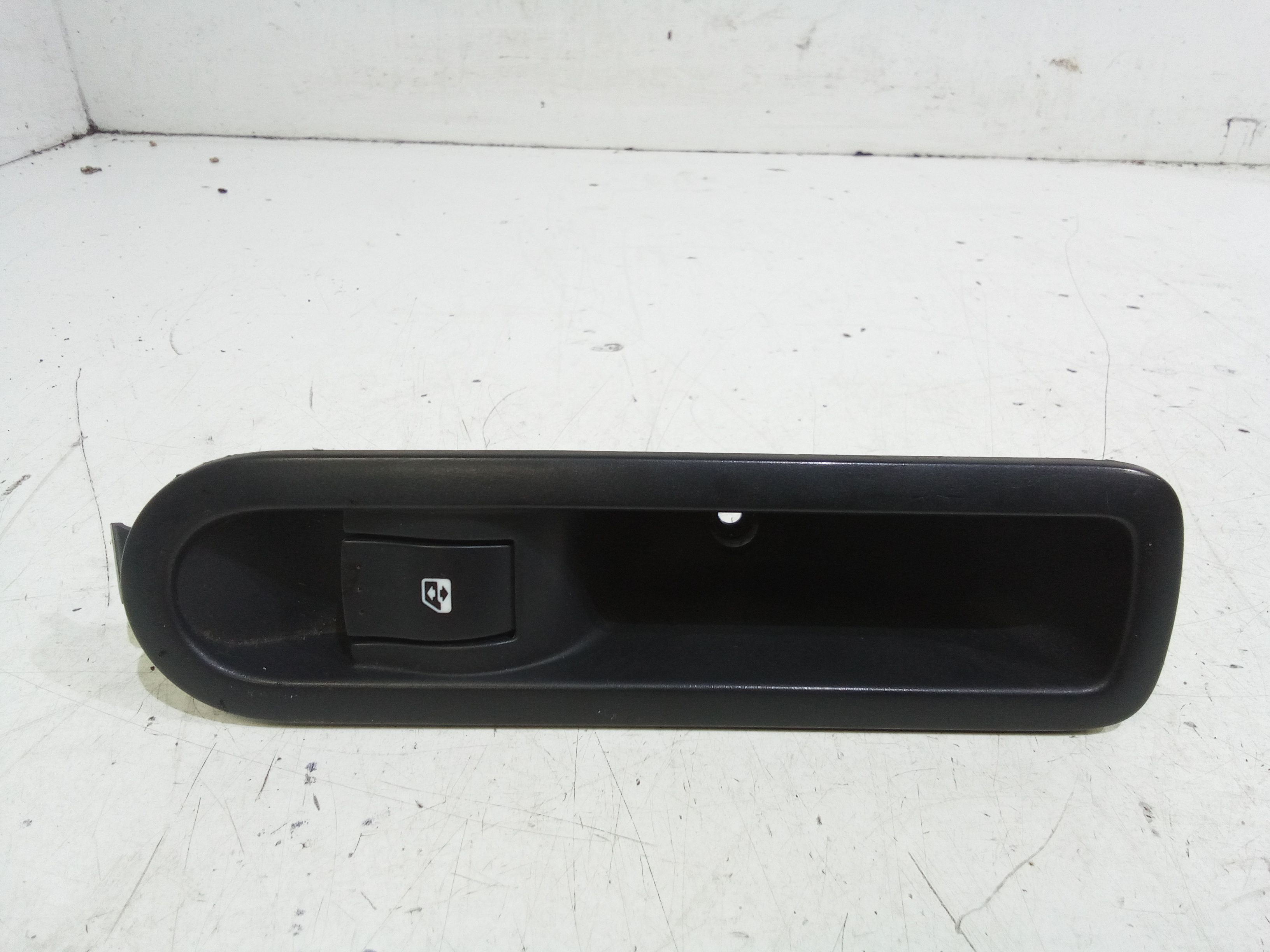 Pulsantiera Posteriore Sinistra RENAULT Scenic Serie (03>09)