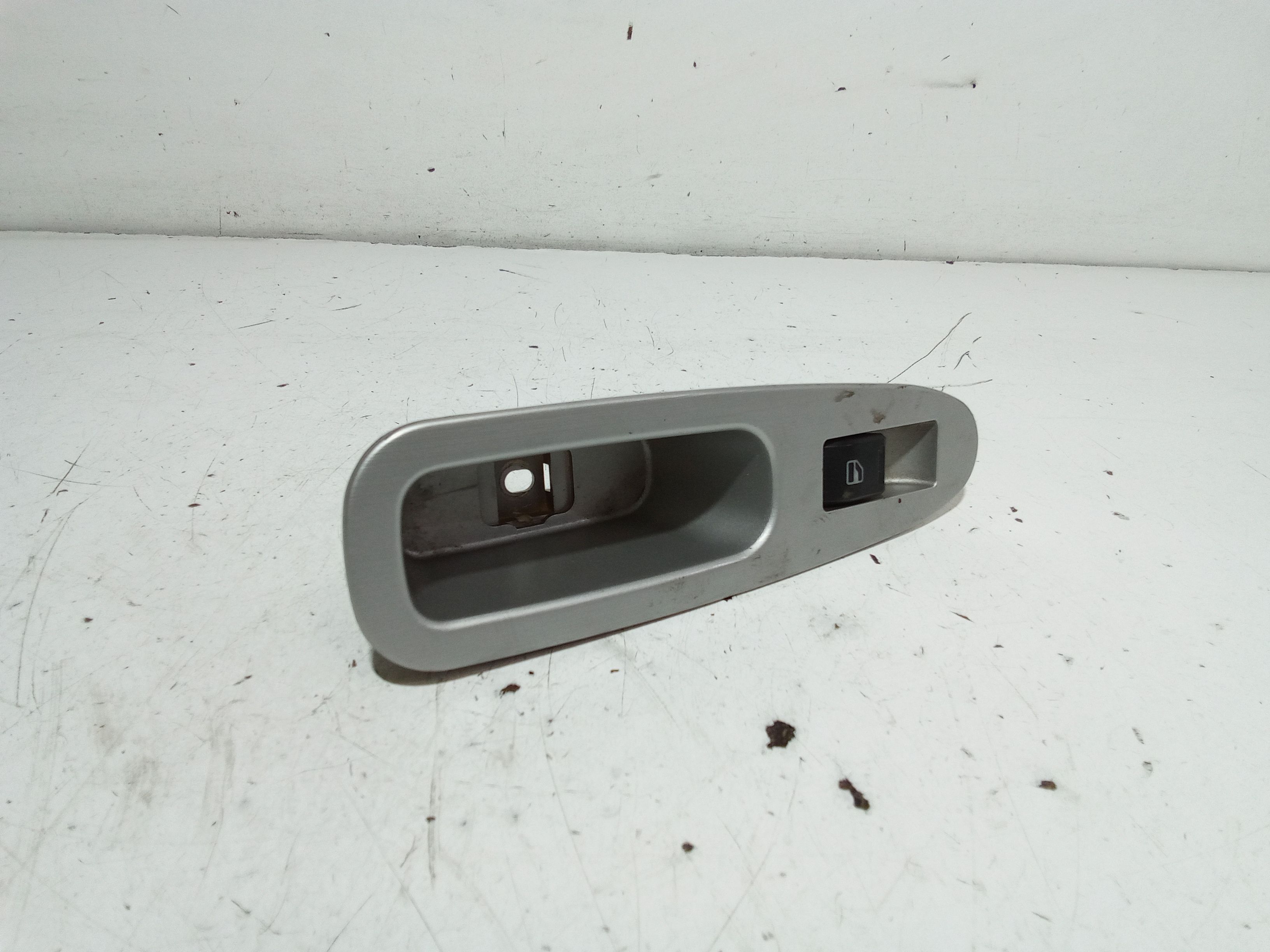 Pulsantiera Posteriore Sinistra DR 1 1 Serie