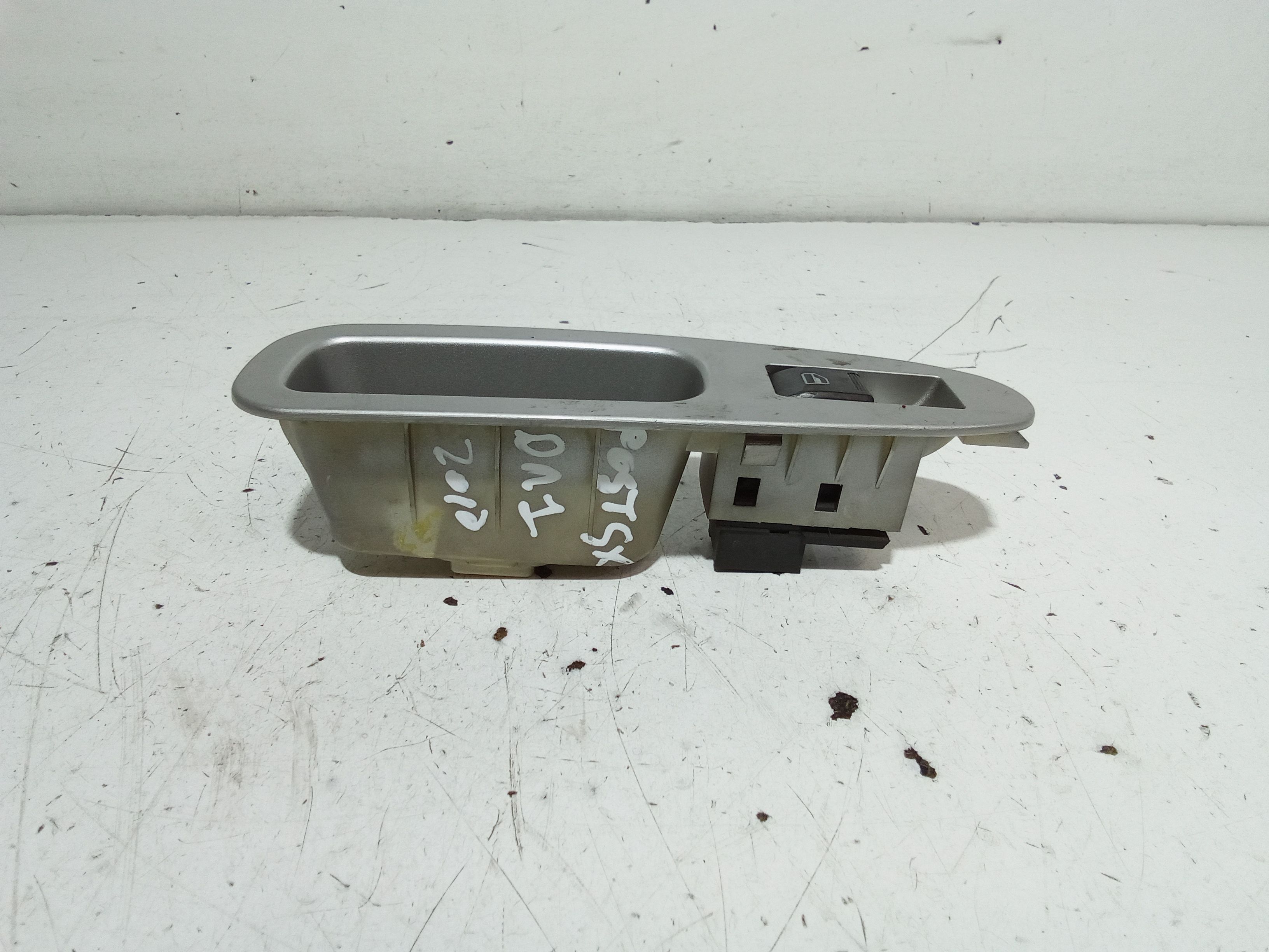 Pulsantiera Posteriore Sinistra DR 1 1 Serie