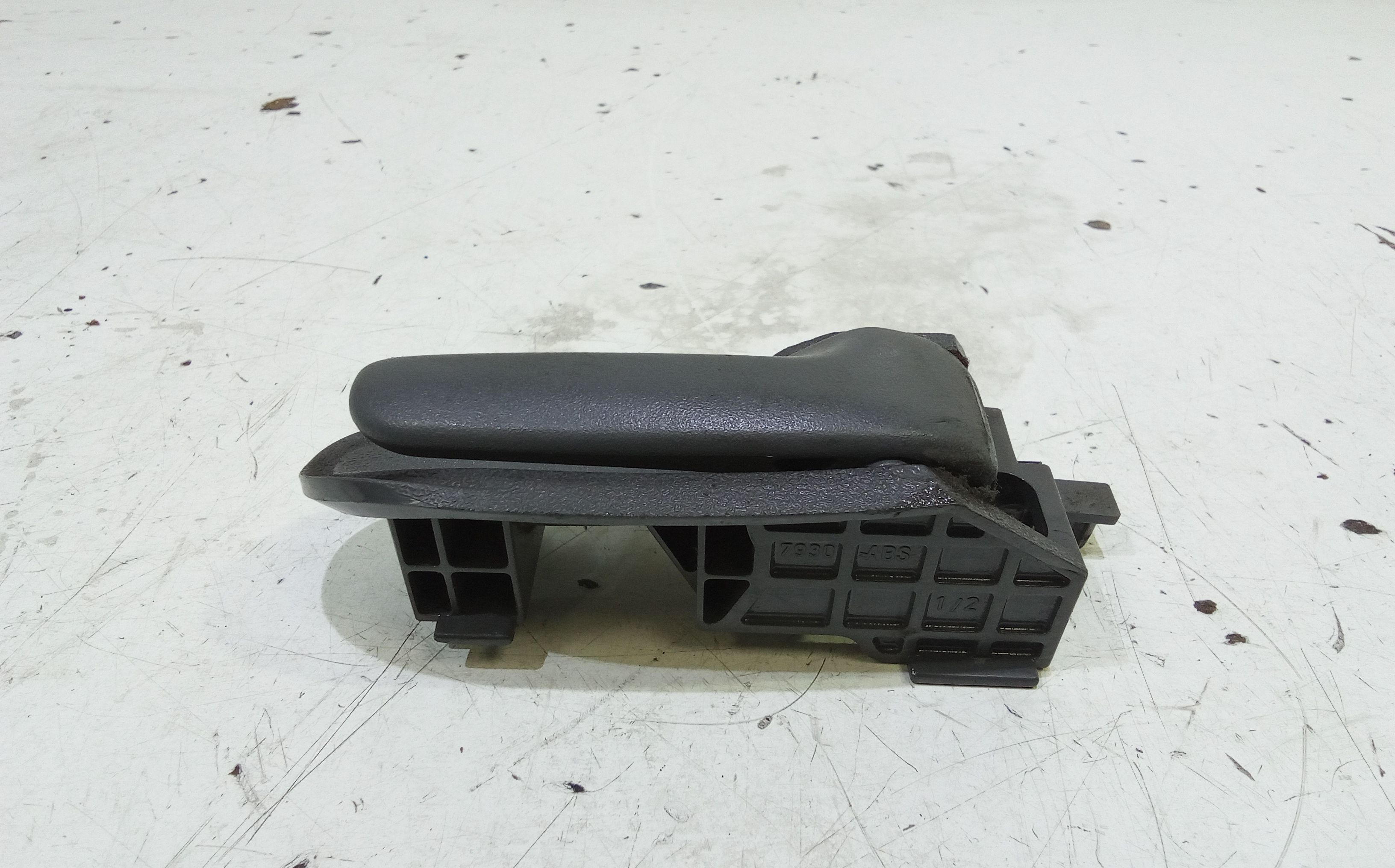 Maniglia interna Posteriore Destra CITROEN C1 1 Serie