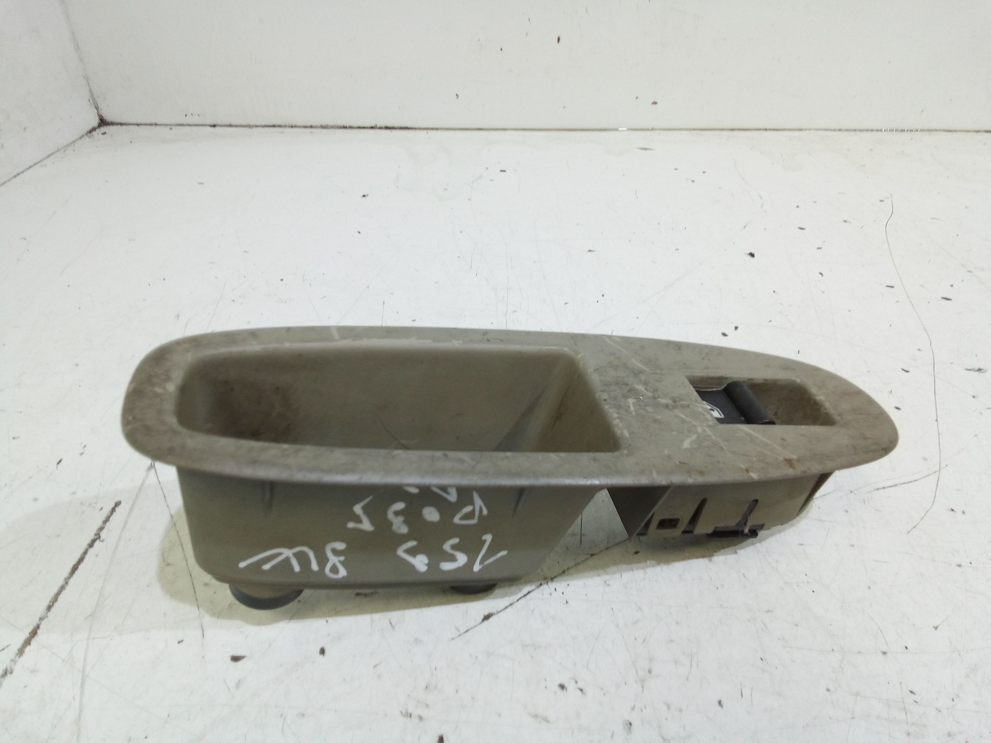 Pulsantiera Posteriore Destra ALFA ROMEO 159 Sportwagon Serie (05>11)