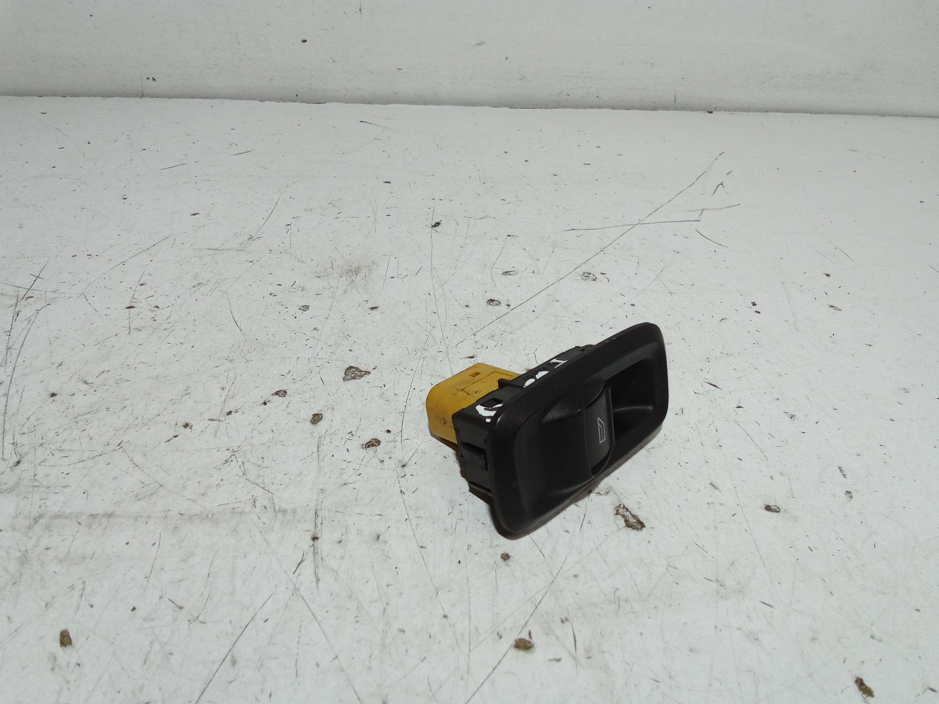 Pulsantiera Posteriore Destra FORD Fiesta 6 Serie