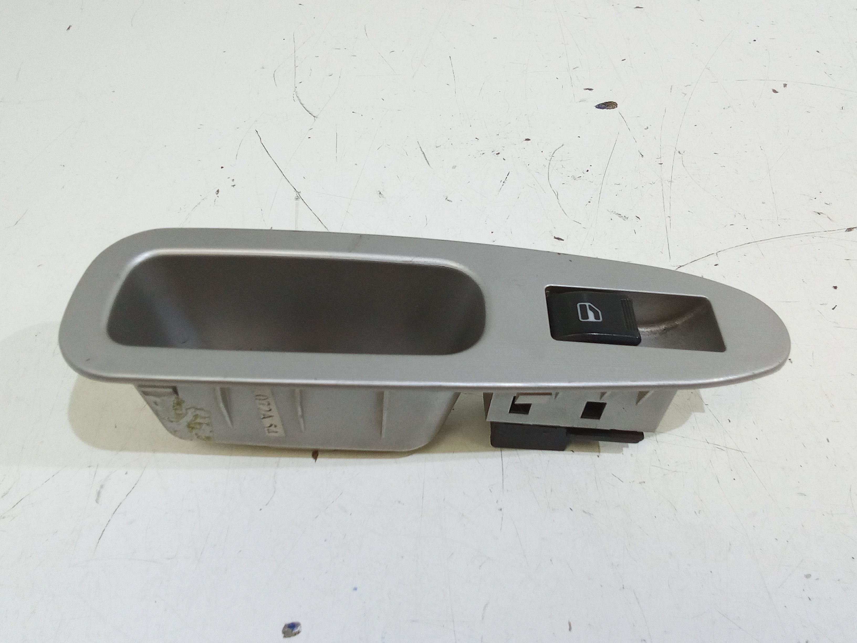 Pulsantiera Posteriore Destra DR 1 1 Serie