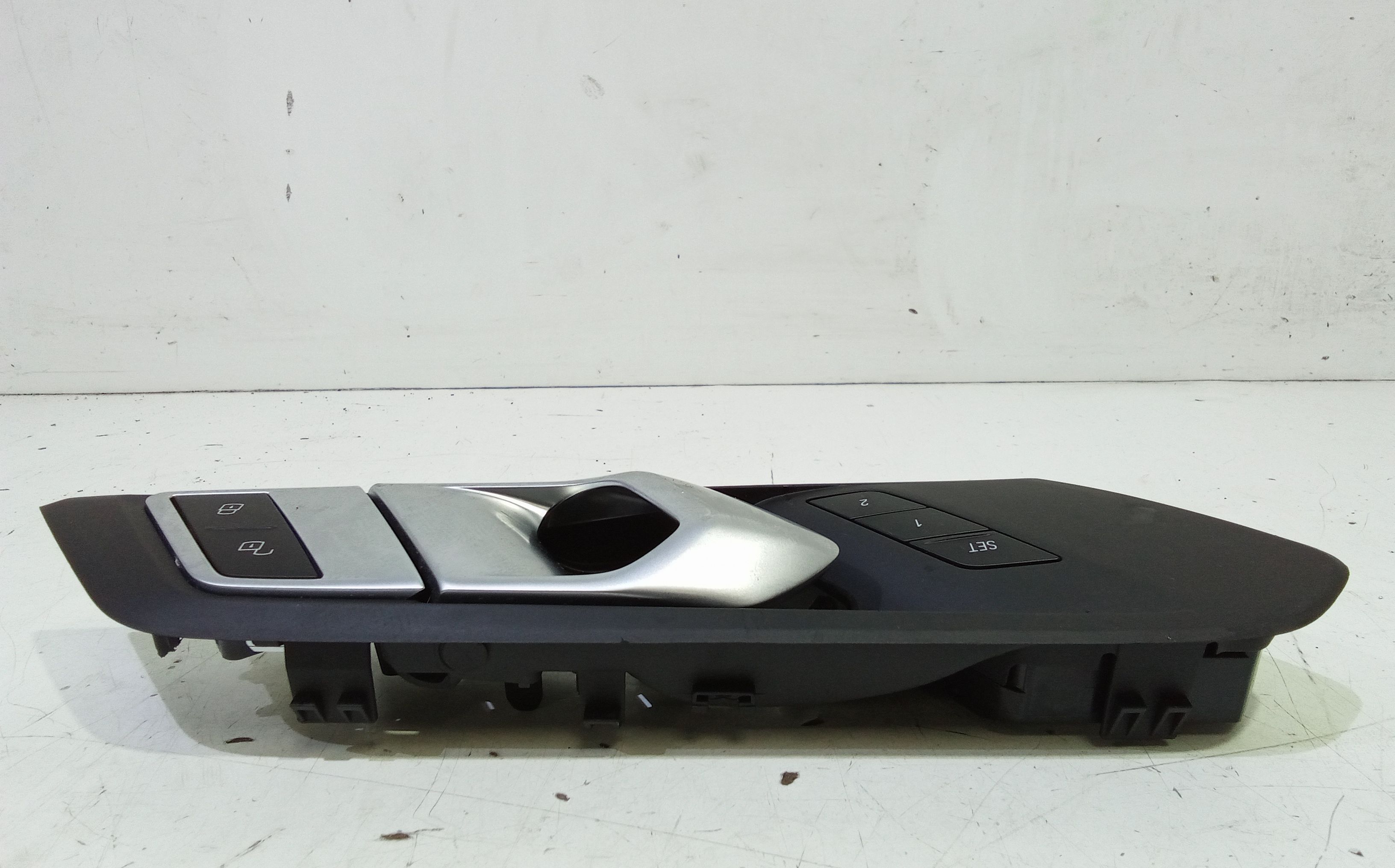 Maniglia interna Anteriore Destra BMW X6 Serie (F96) (19>)