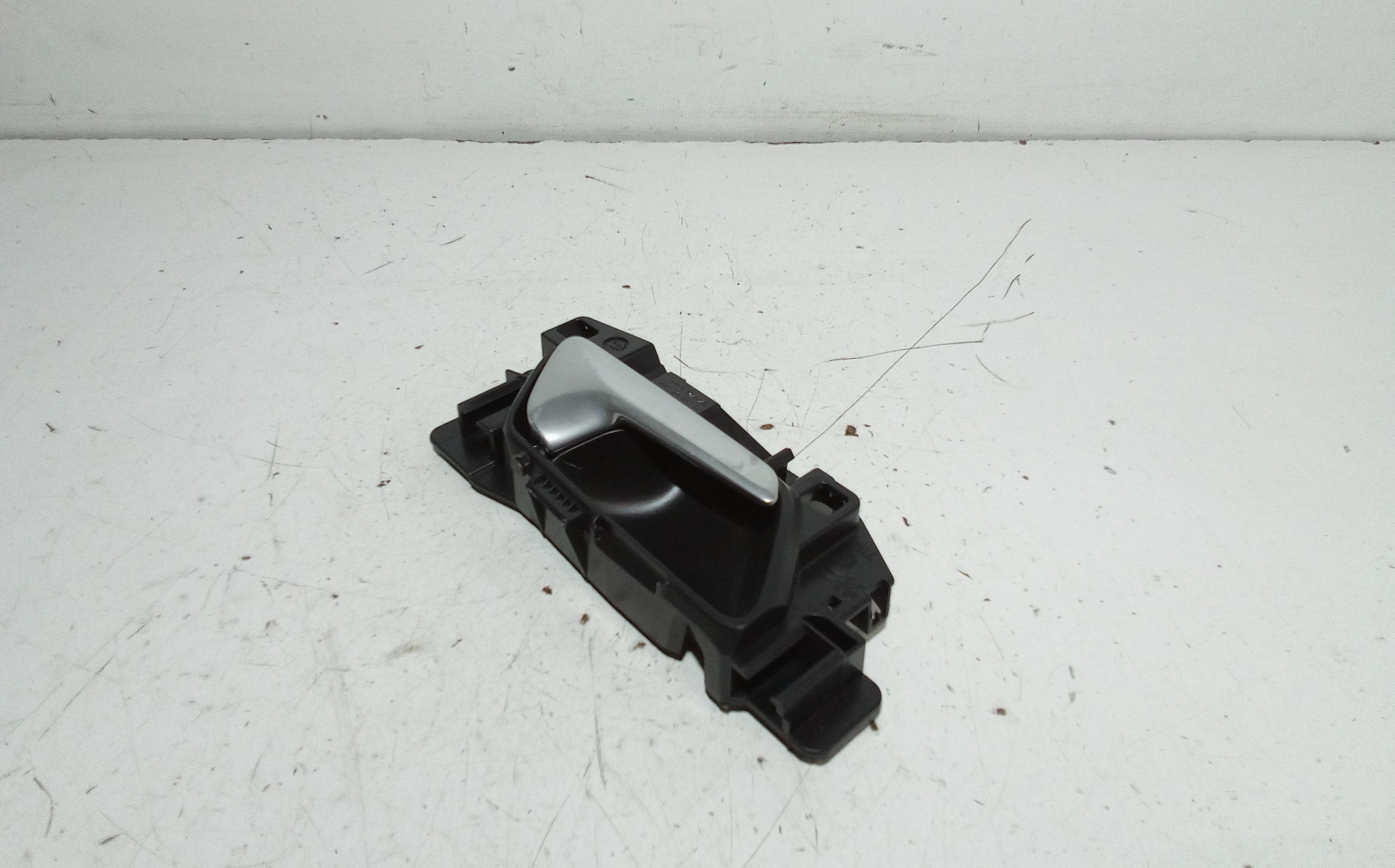 Maniglia interna Anteriore Destra PEUGEOT 208 Serie (19>)
