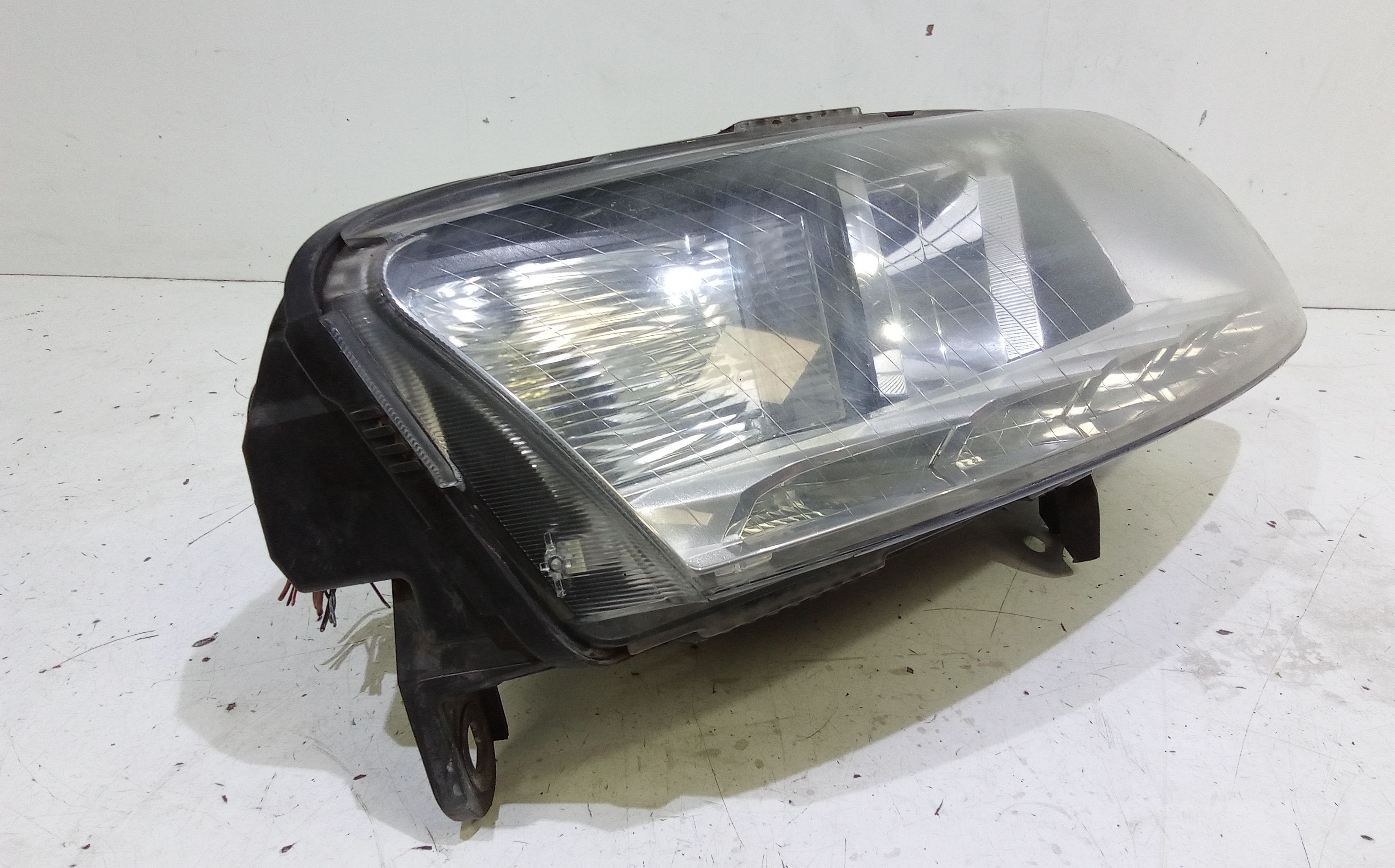 Faro anteriore DX allo Xeno AUDI A6 Berlina Serie C6 (4F2) (04>12)