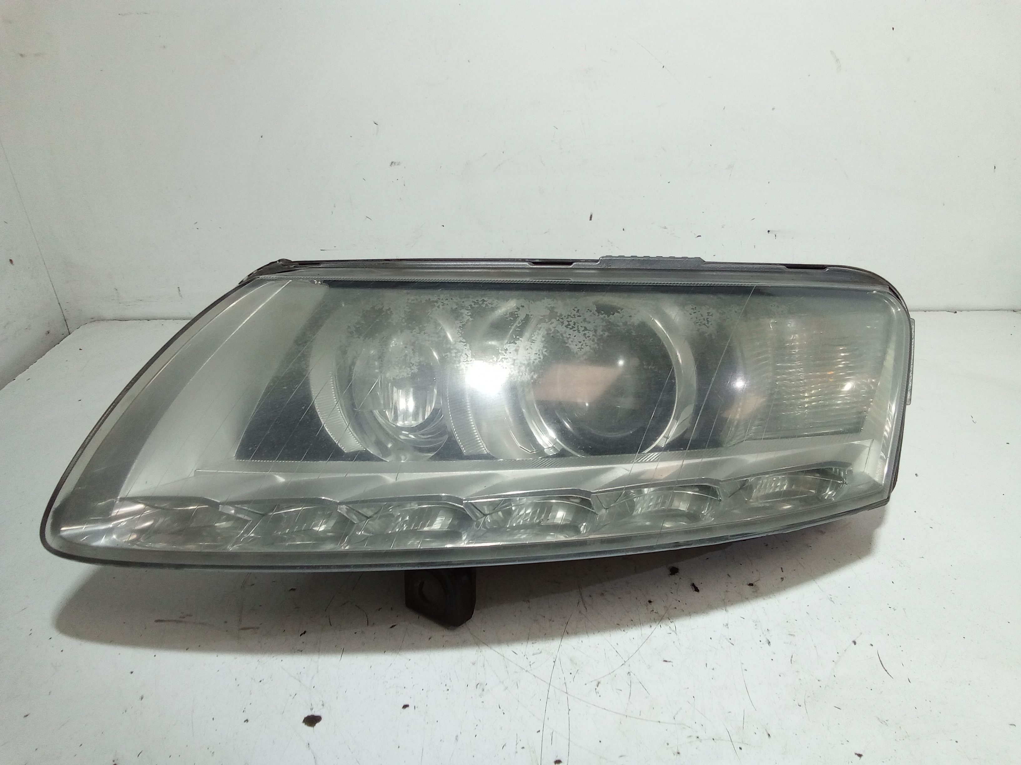 Faro anteriore SX allo Xeno AUDI A6 Avant Serie C6 (4F5) (04>12)