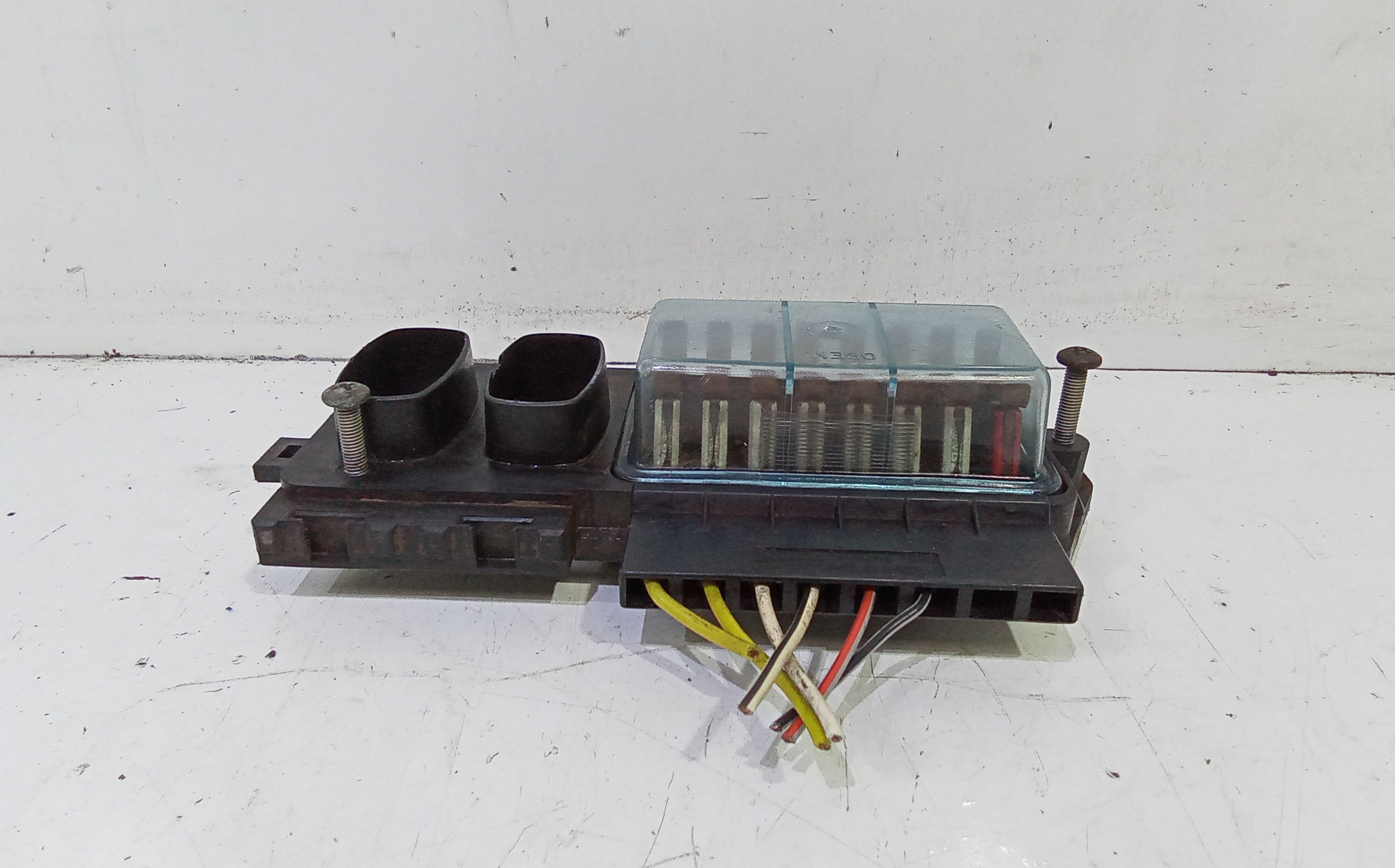 Scatola porta fusibili VOLKSWAGEN Polo 2 Serie