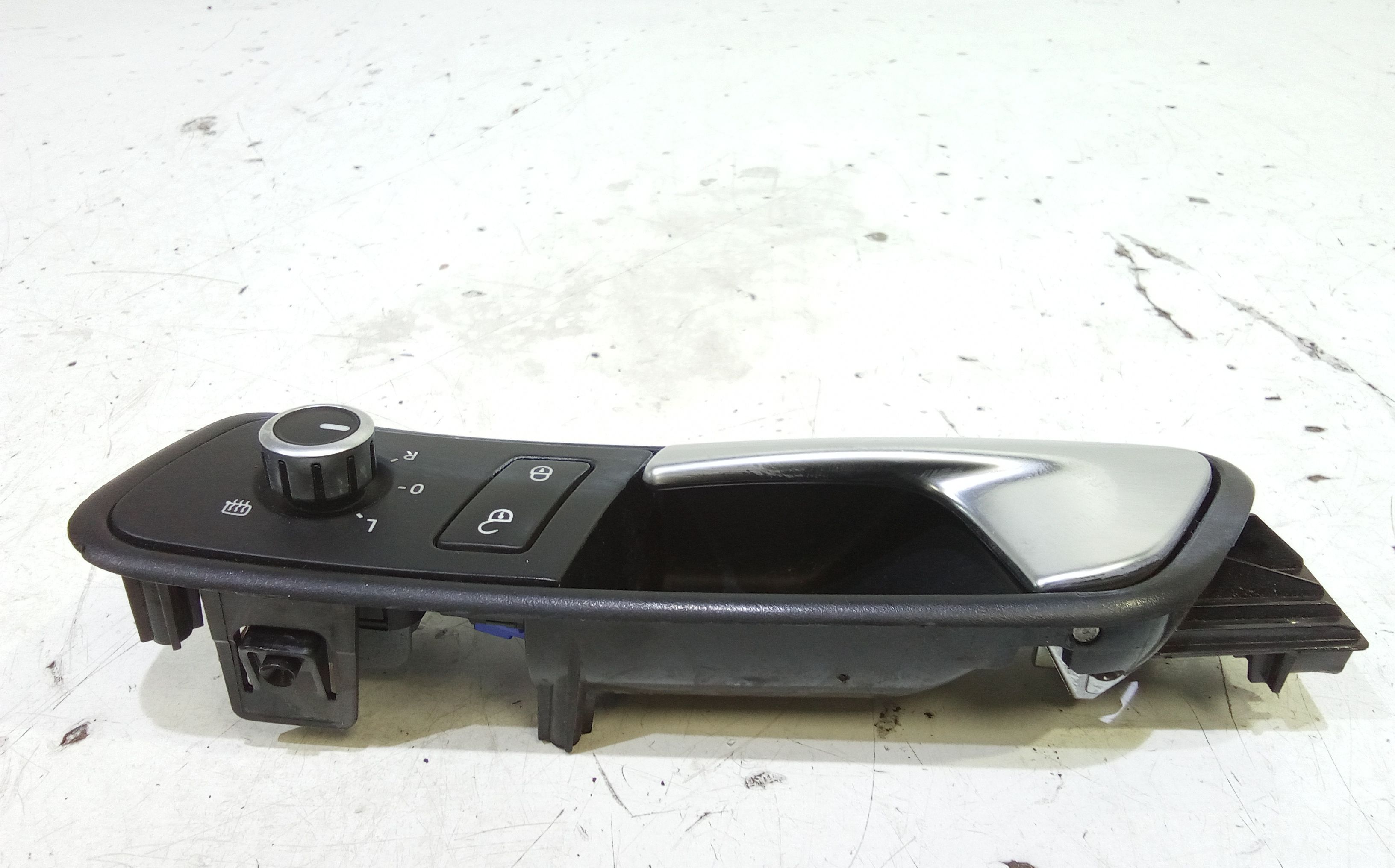 Maniglia interna anteriore Sinistra VOLKSWAGEN Touran 3 Serie