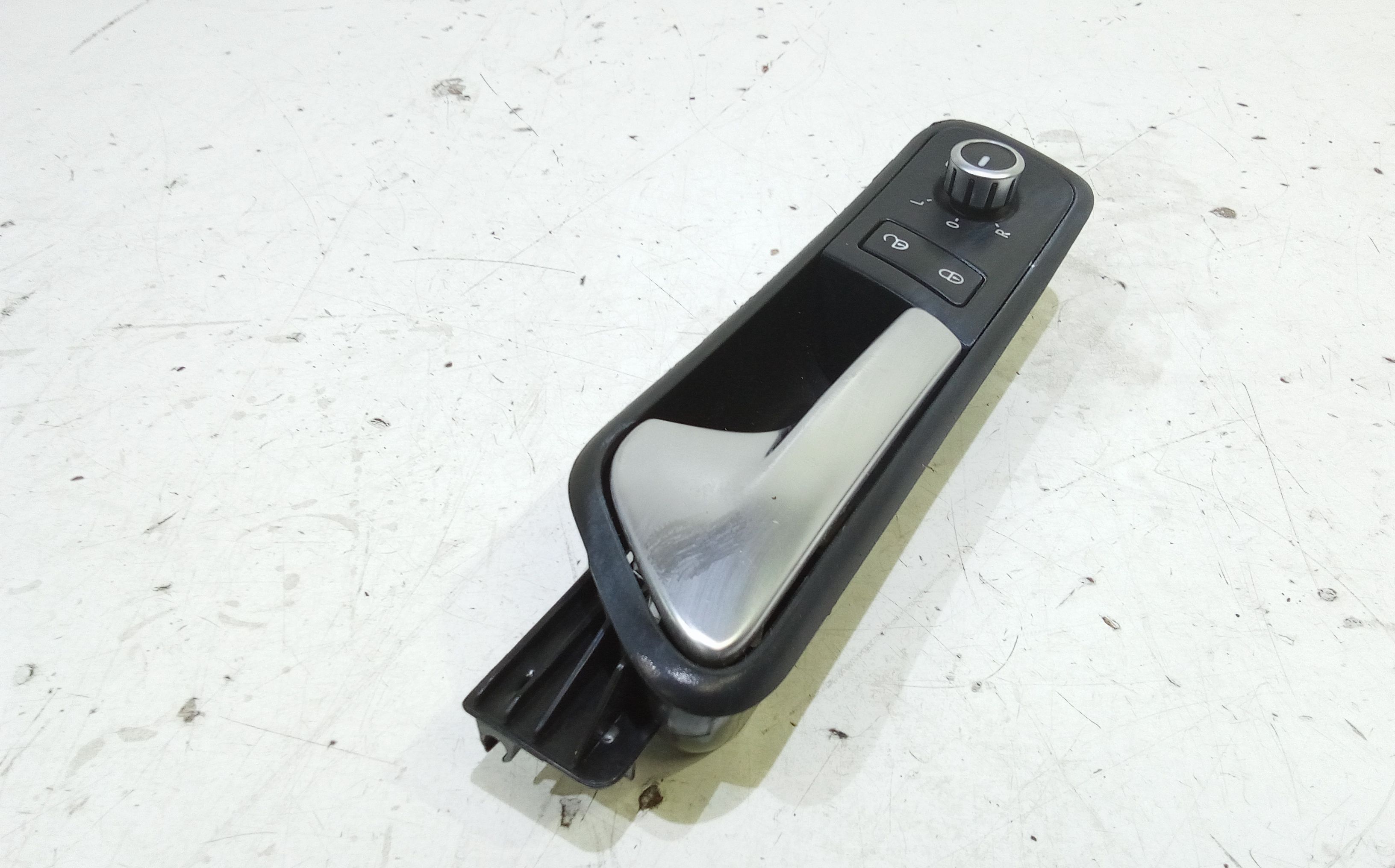 Maniglia interna anteriore Sinistra VOLKSWAGEN Touran 3 Serie