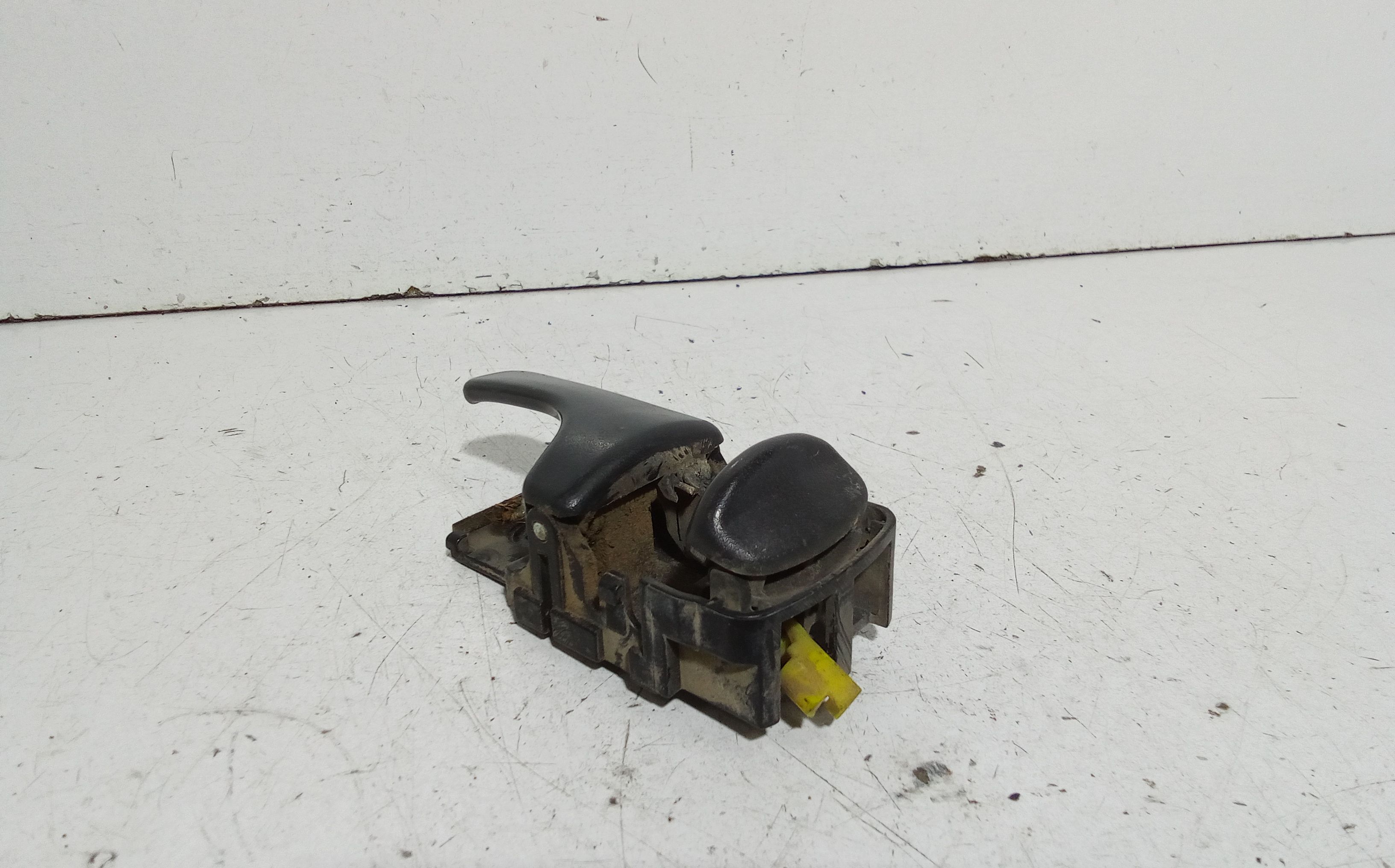 Maniglia interna anteriore Sinistra NISSAN Terrano 2 3 Serie