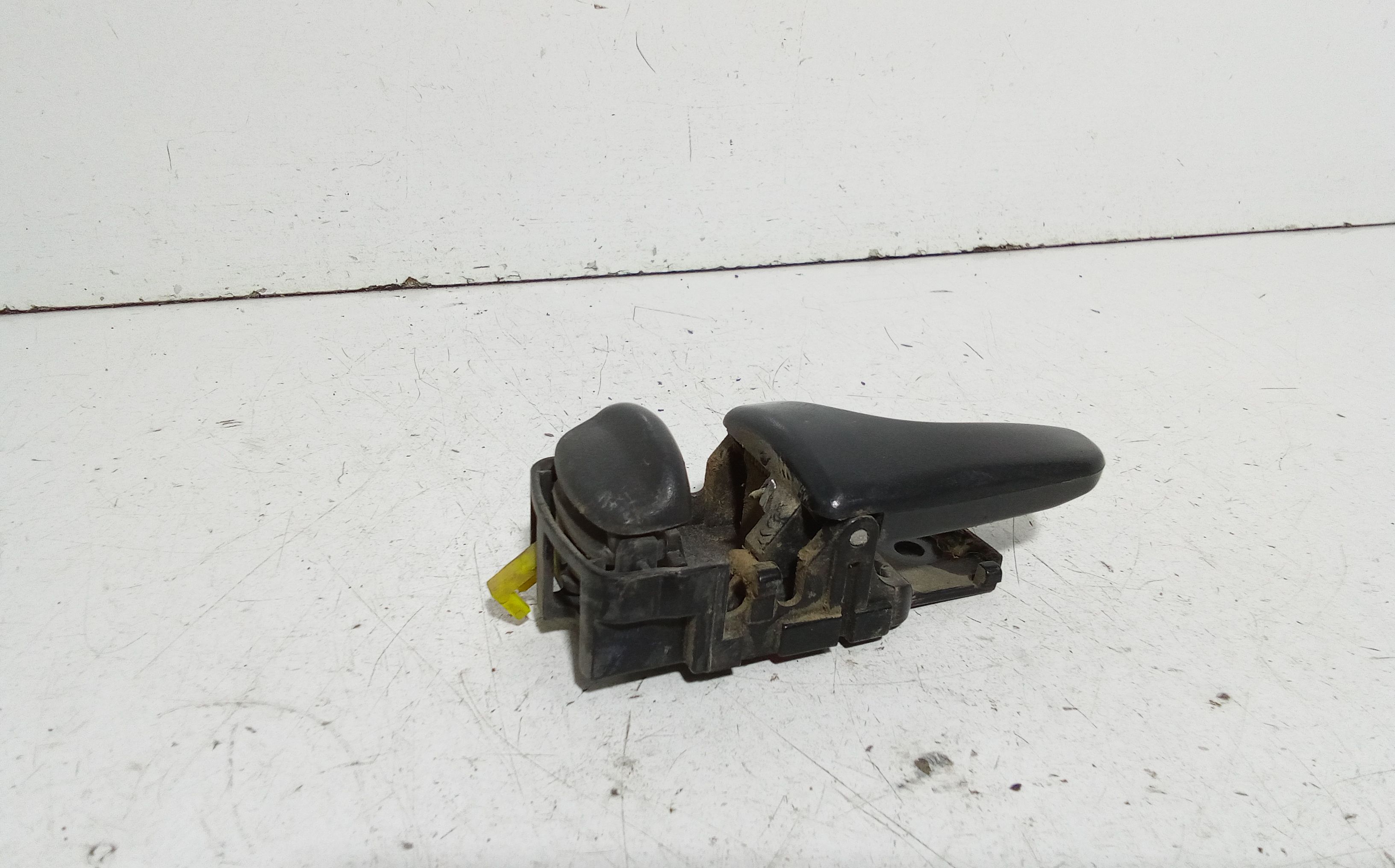 Maniglia interna anteriore Sinistra NISSAN Terrano 2 3 Serie