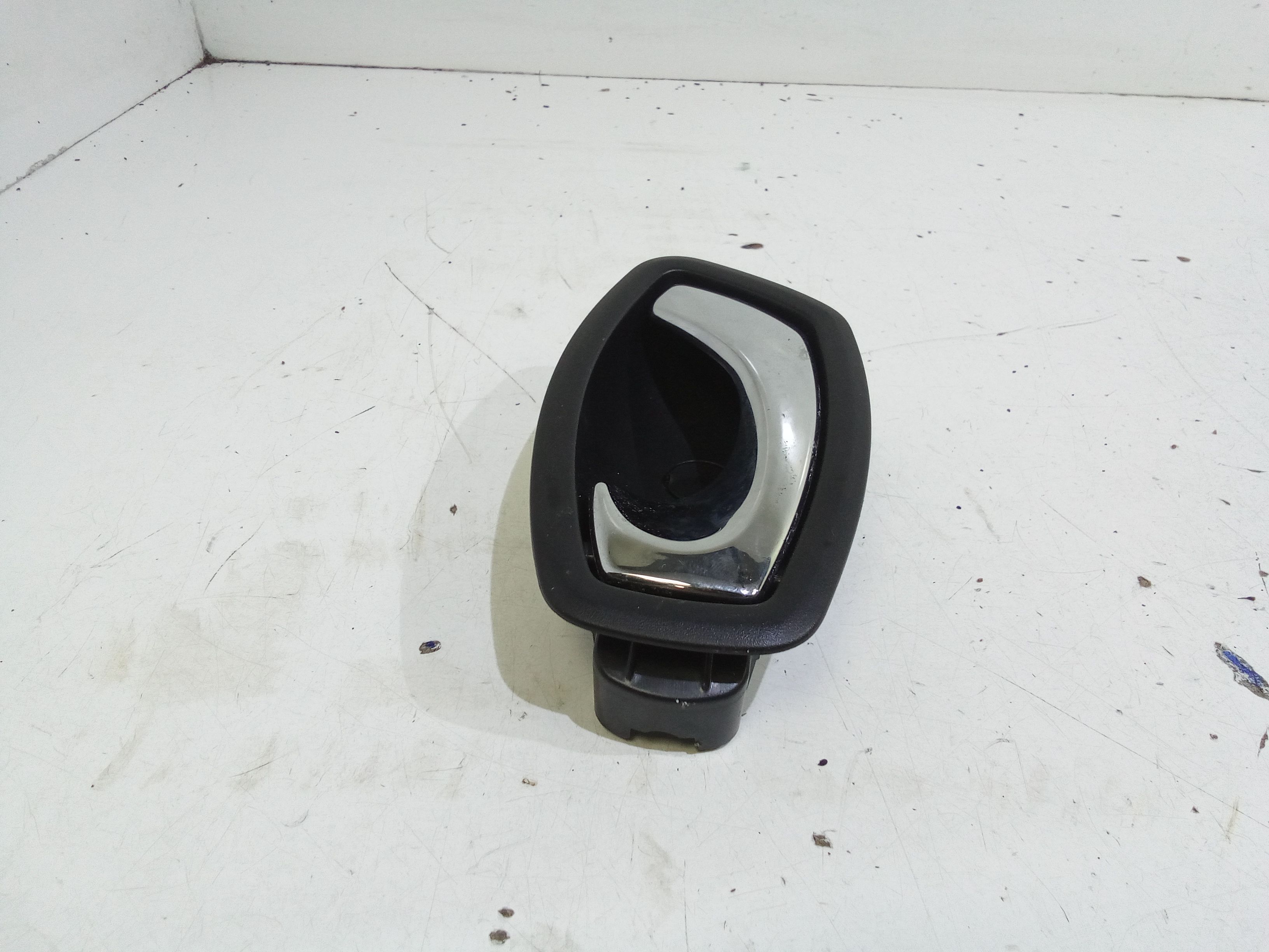 Maniglia interna anteriore Sinistra RENAULT Captur Serie