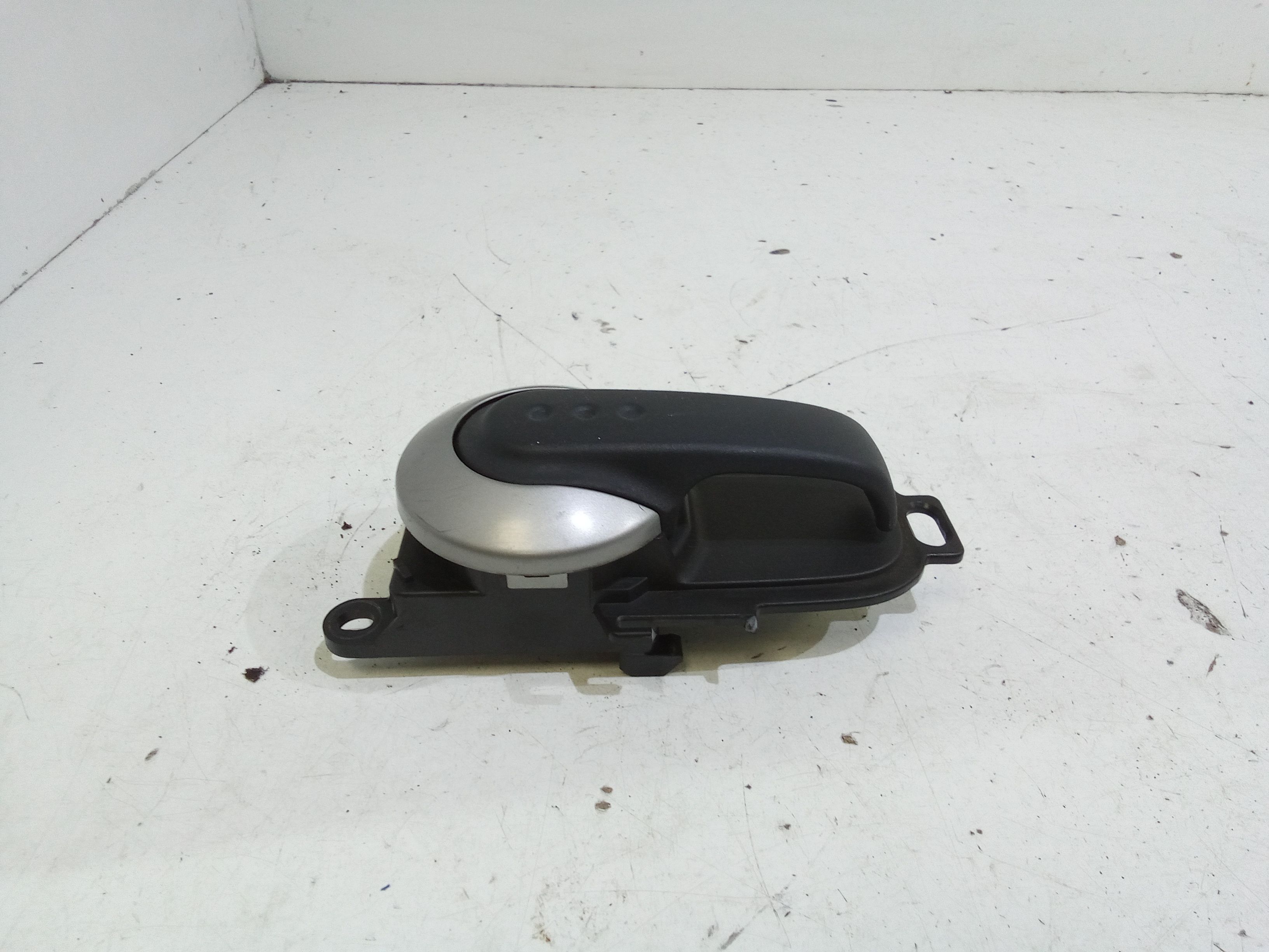 Maniglia interna anteriore Sinistra NISSAN Note 1 Serie