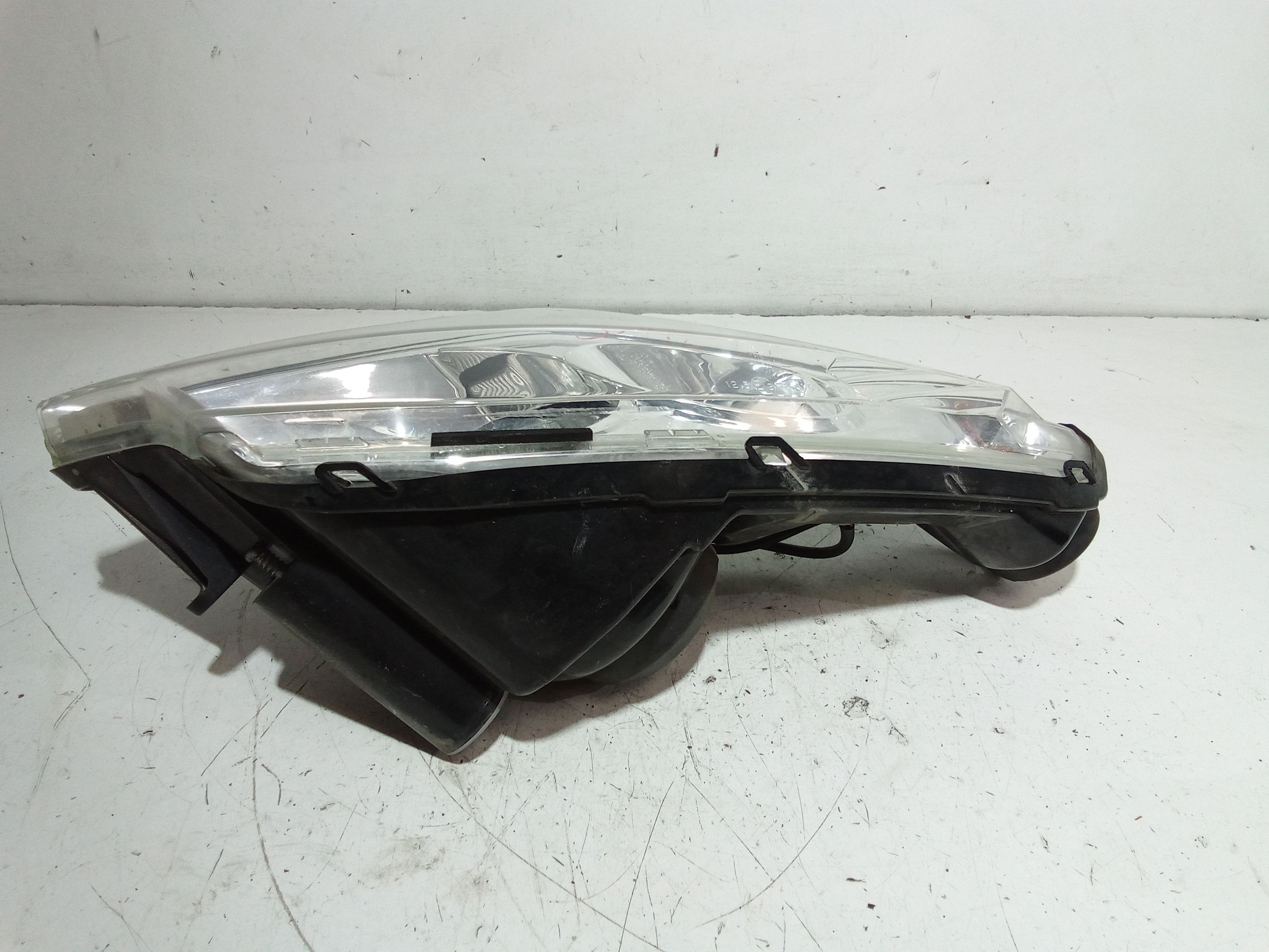 Faro anteriore PEUGEOT Satelis 250cc (06>13)