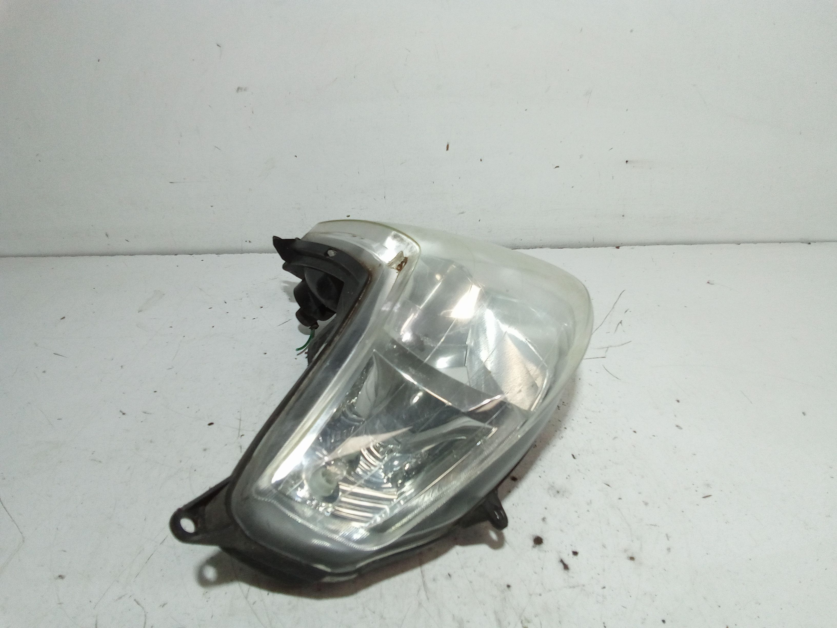 Faro anteriore SYM HD 200cc. (06>10)