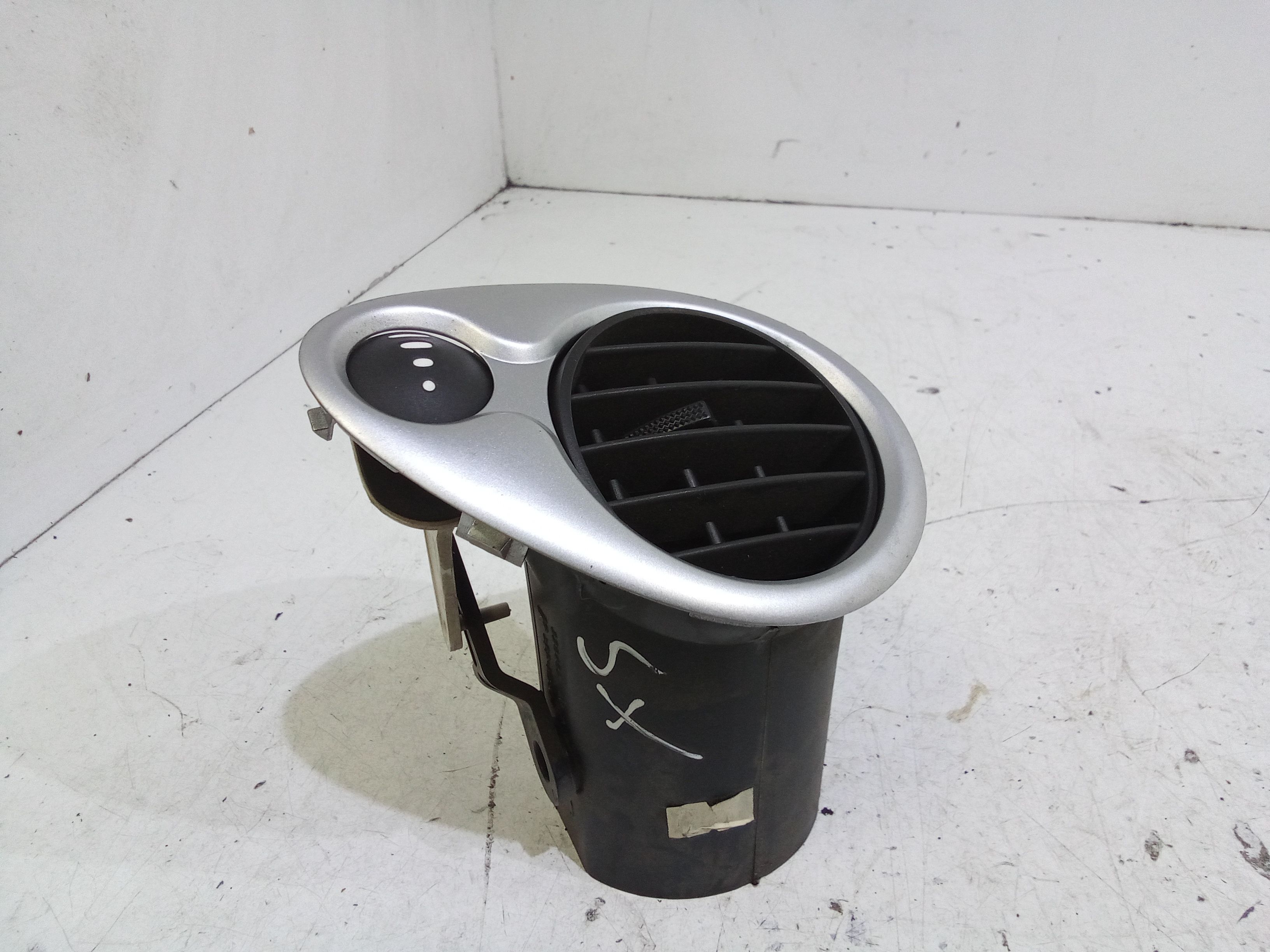 Bocchetta aria cruscotto lato guida RENAULT Clio Serie (08>15)