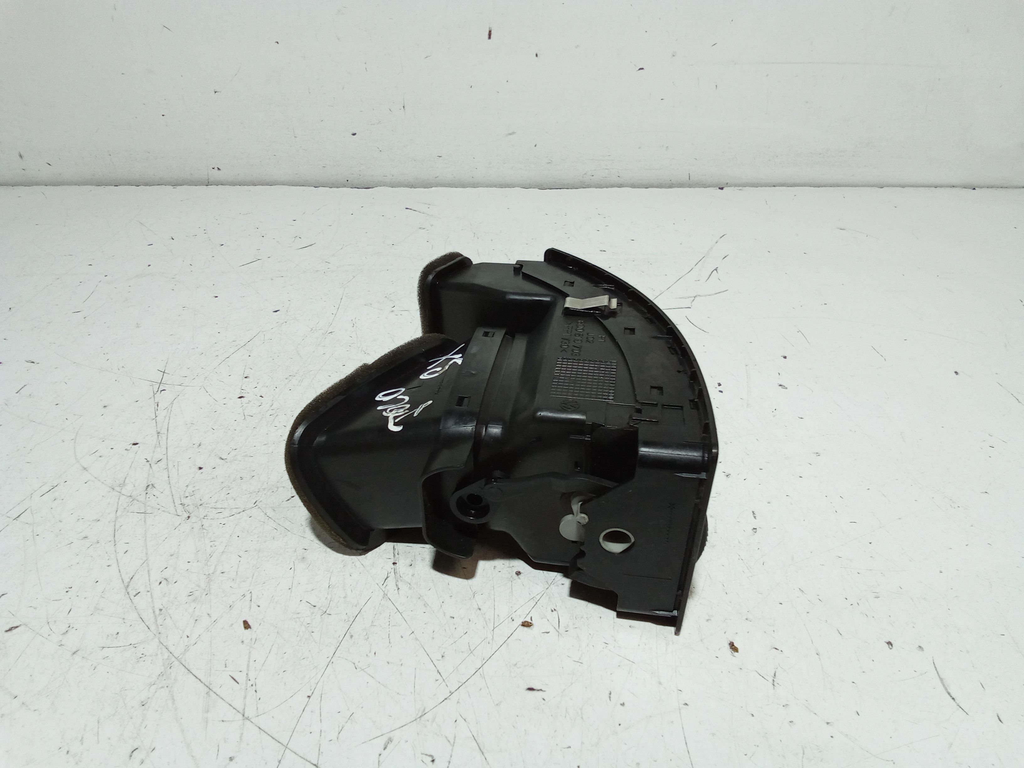 Bocchetta aria cruscotto lato guida VOLKSWAGEN Polo 4 Serie