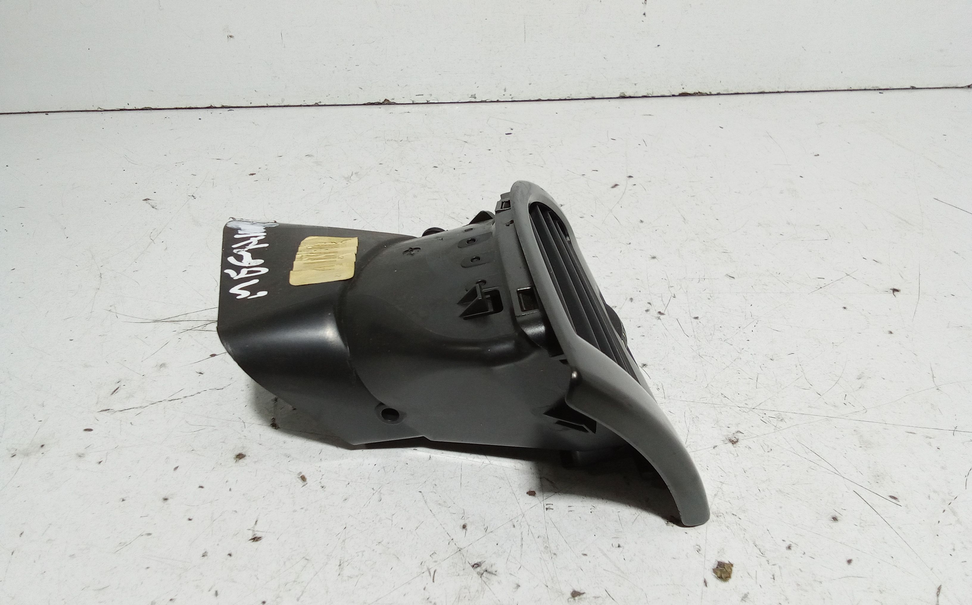 Bocchetta aria cruscotto lato guida RENAULT Megane III (08>16)