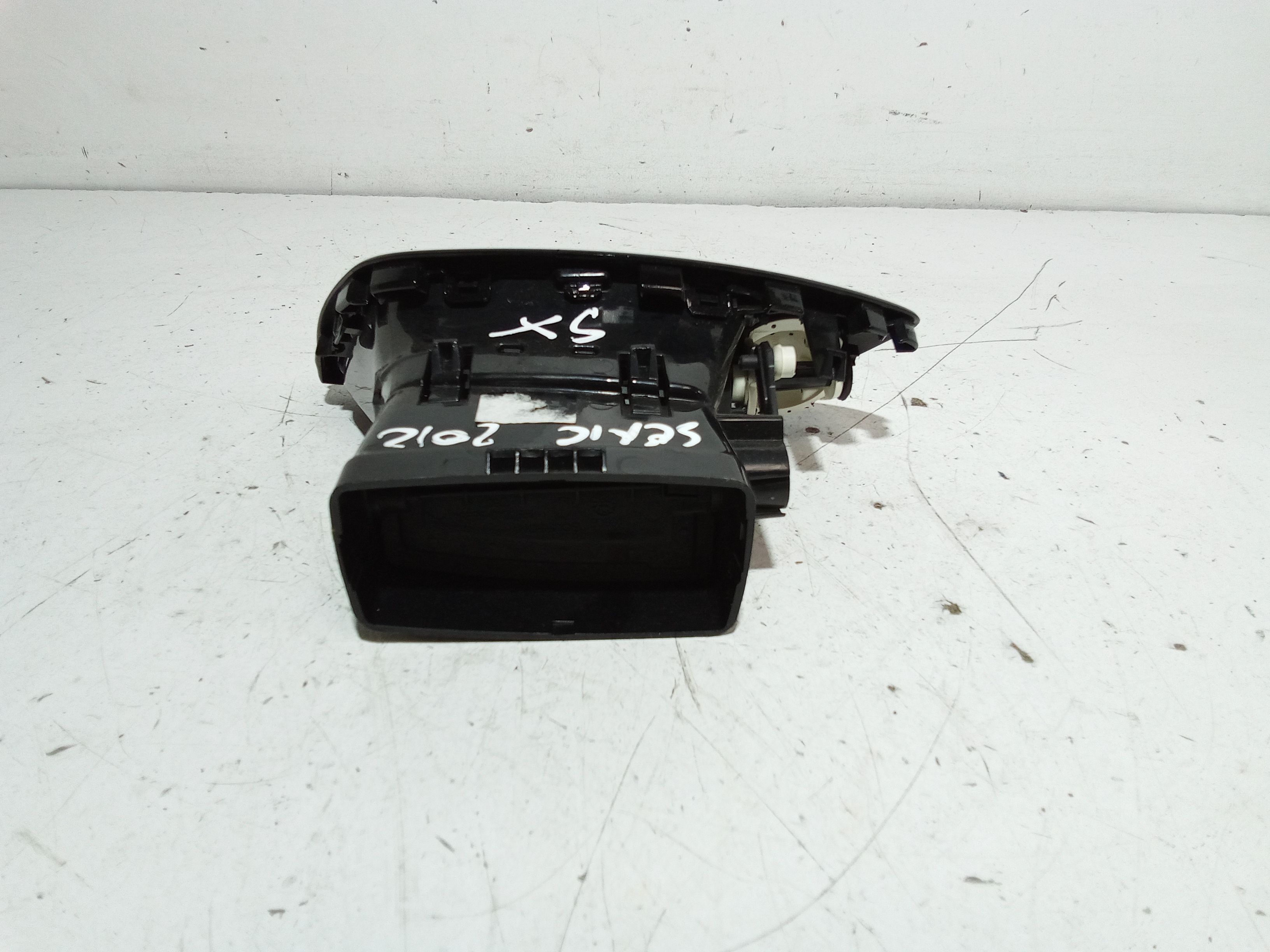 Bocchetta aria cruscotto lato guida RENAULT Scenic X MOD