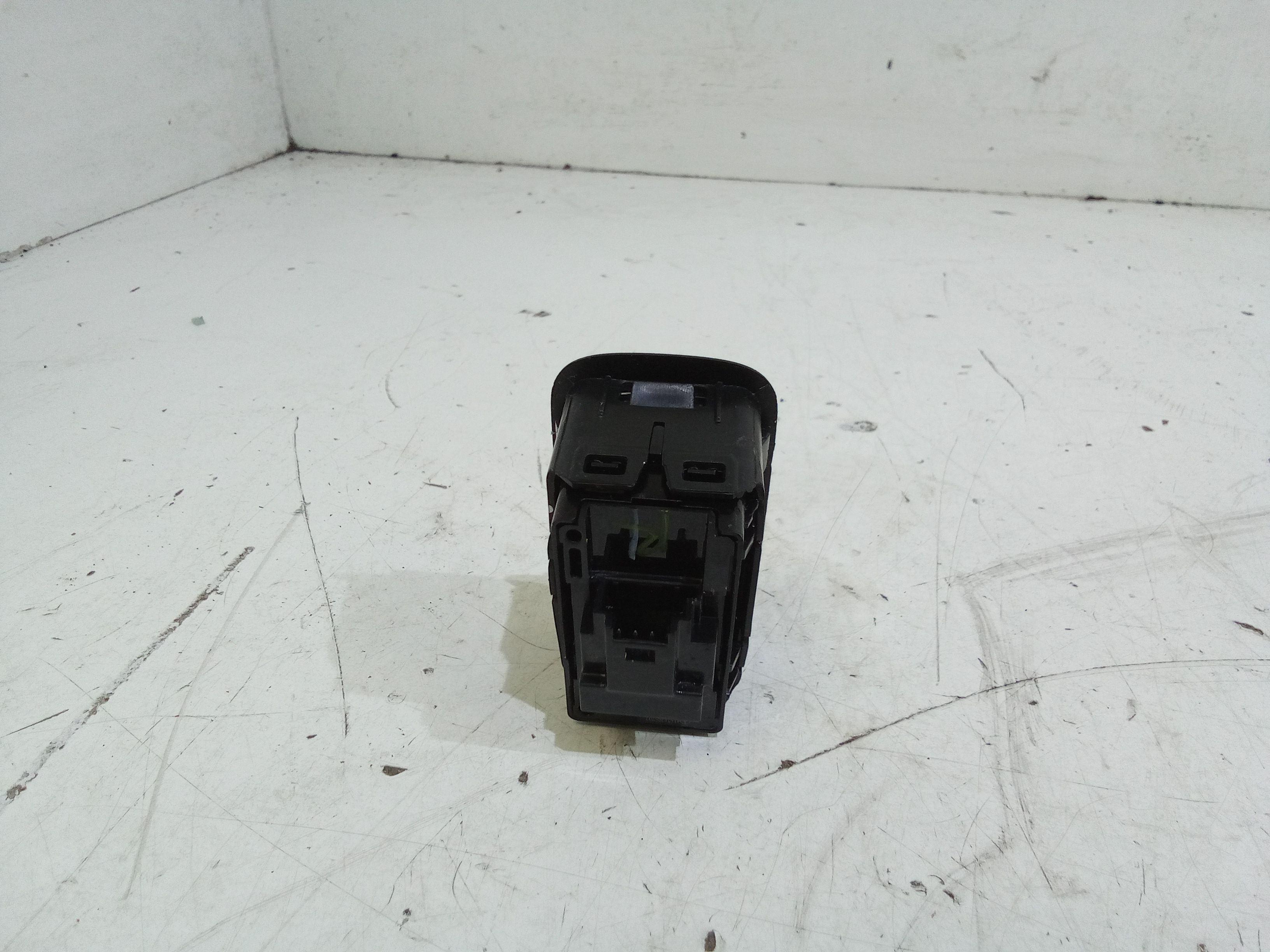 Pulsante apertura portellone posteriore MERCEDES GLB Serie (X247) (19>)