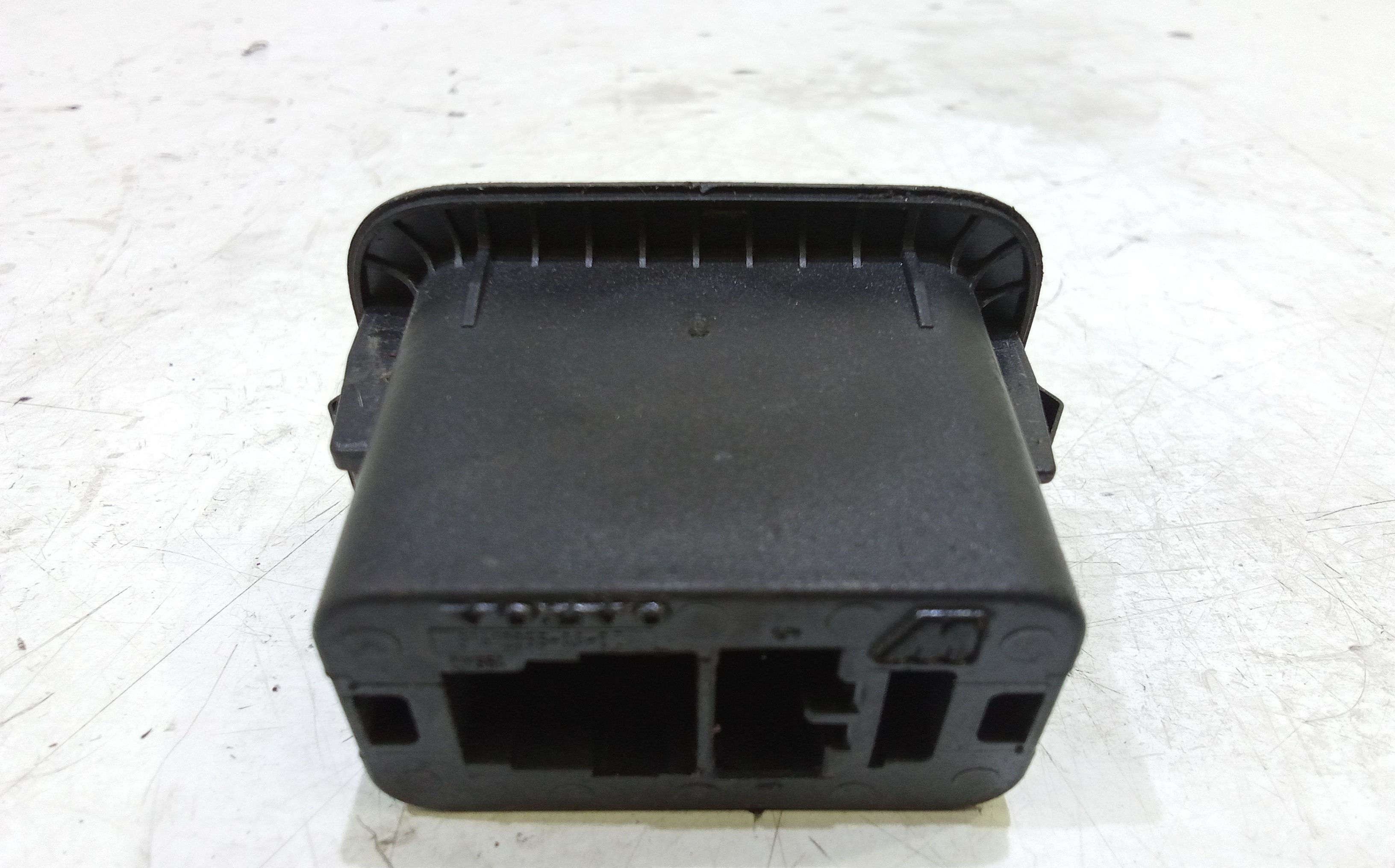 Pulsante apertura portellone posteriore LAND ROVER Range Rover 4 Serie