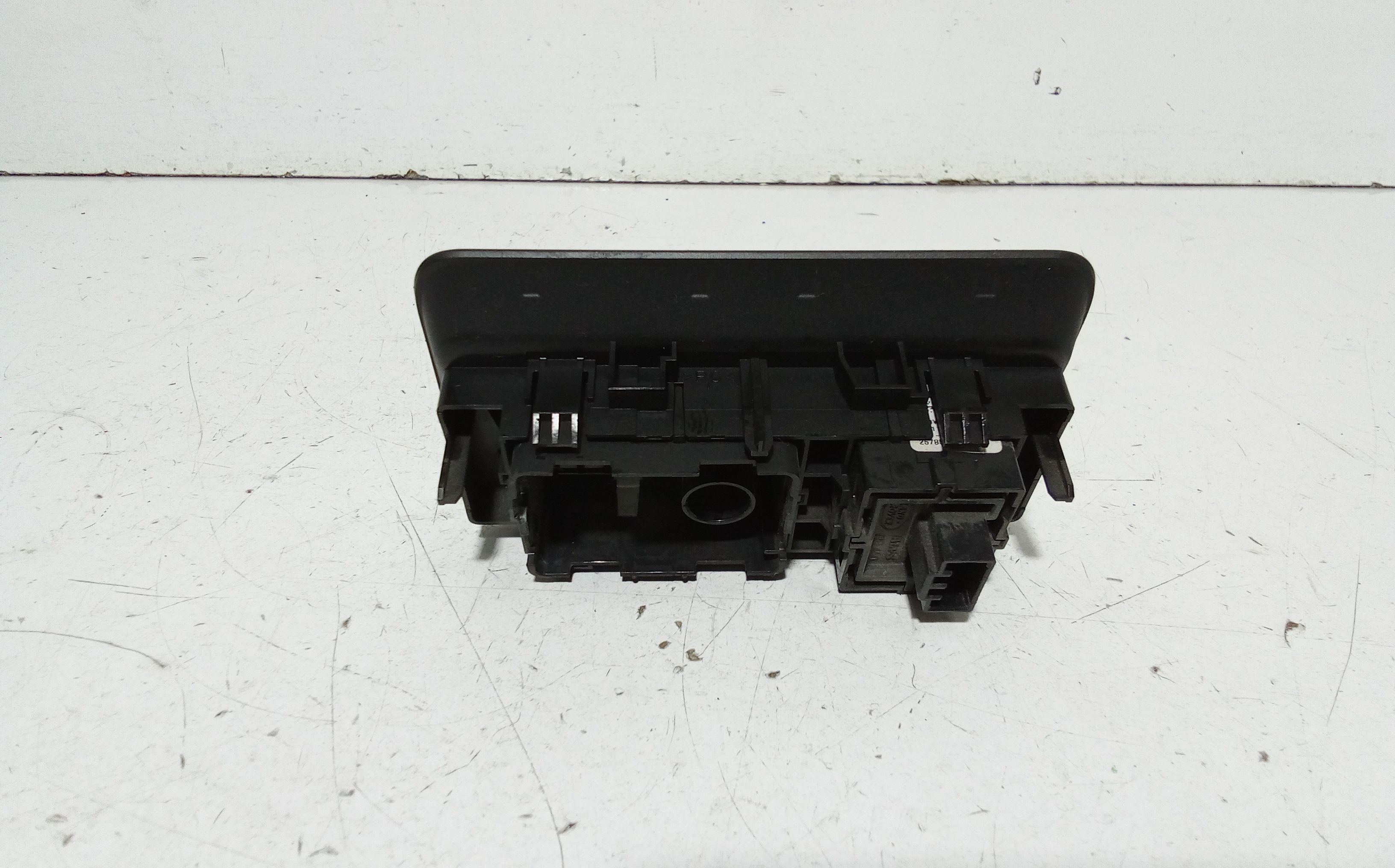 Pulsante apertura portellone posteriore LAND ROVER Range Rover 4 Serie