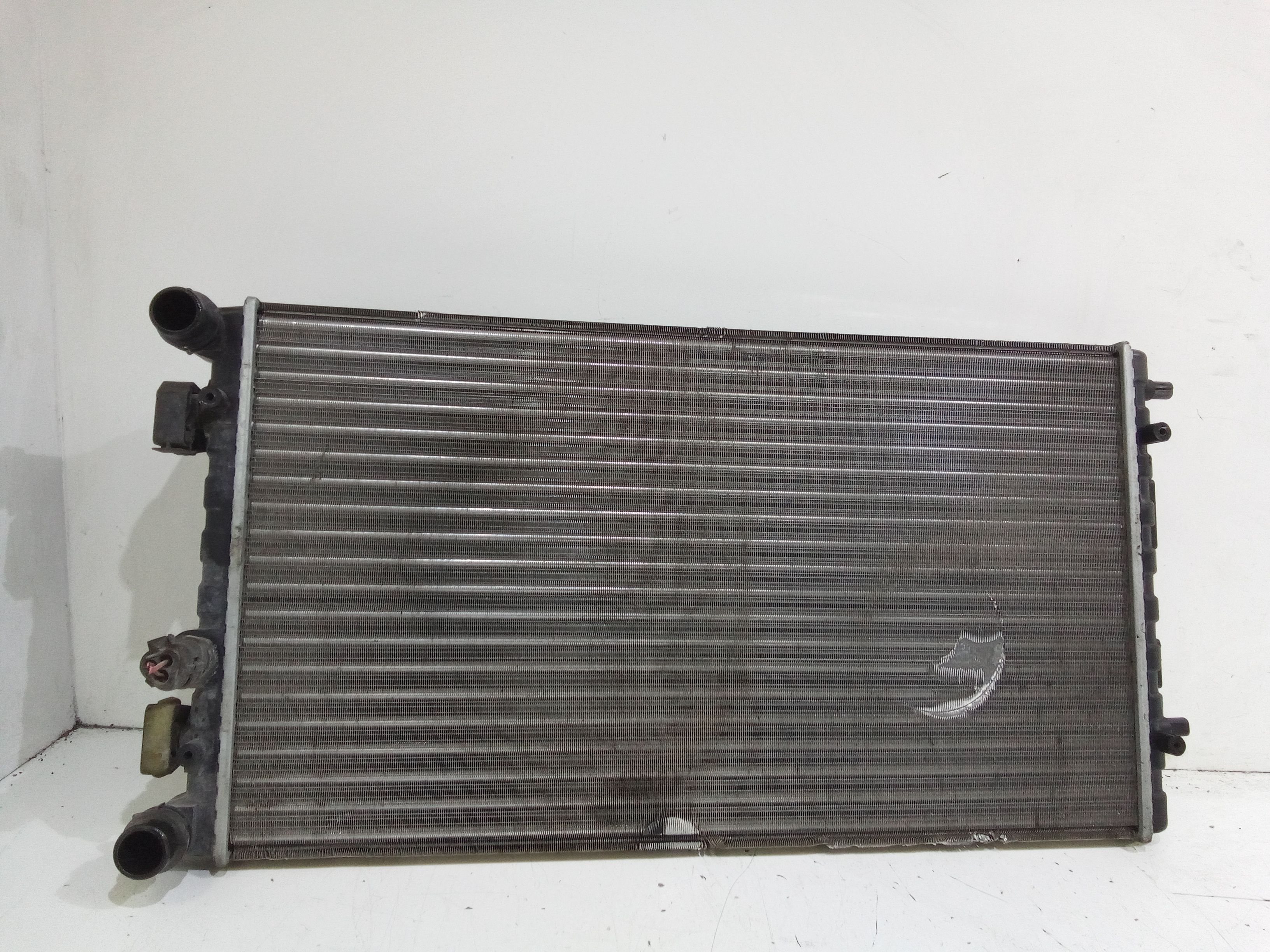 Radiatore acqua VOLKSWAGEN New Beetle 1 Serie