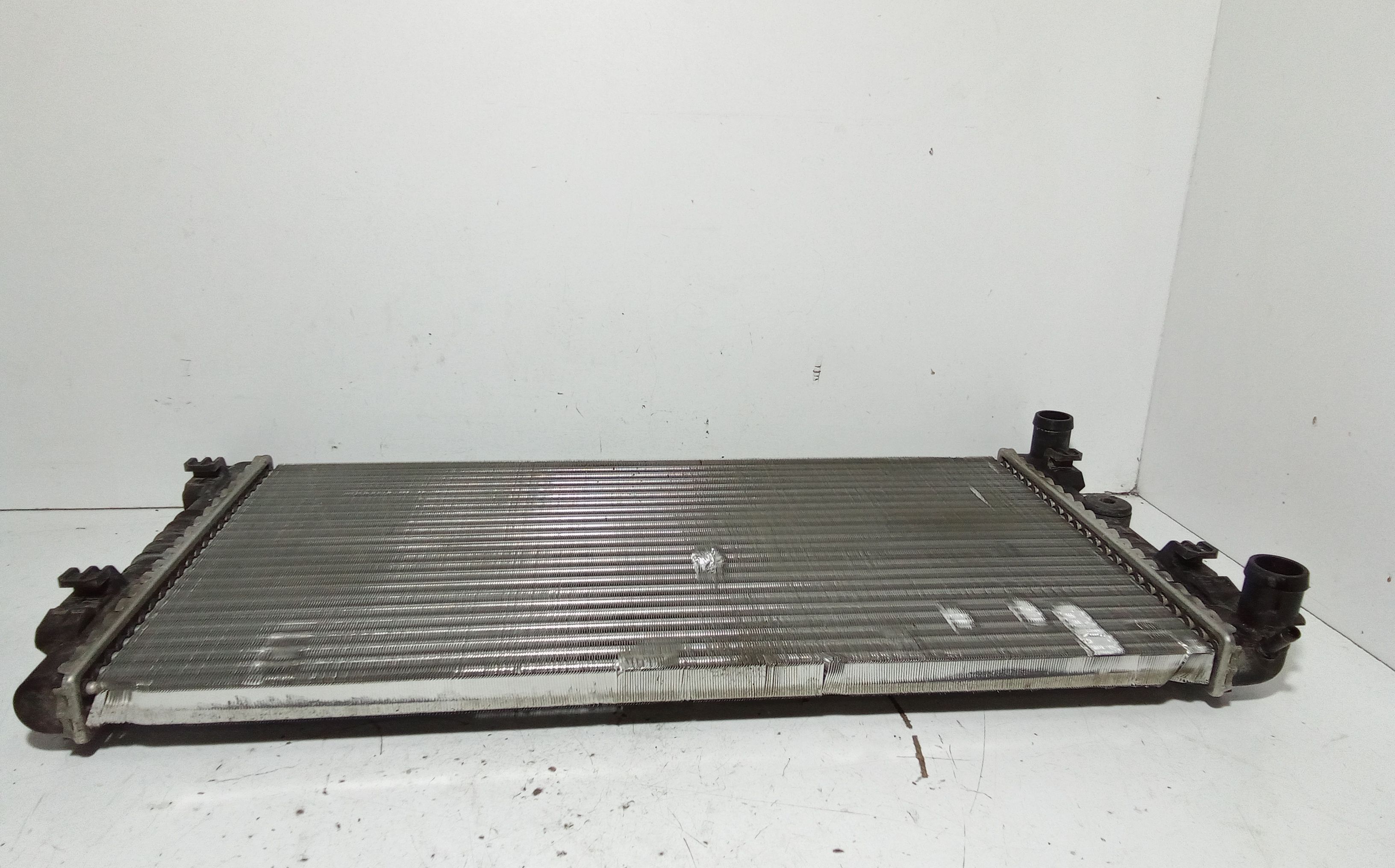 Radiatore acqua VOLKSWAGEN Polo 6 Serie