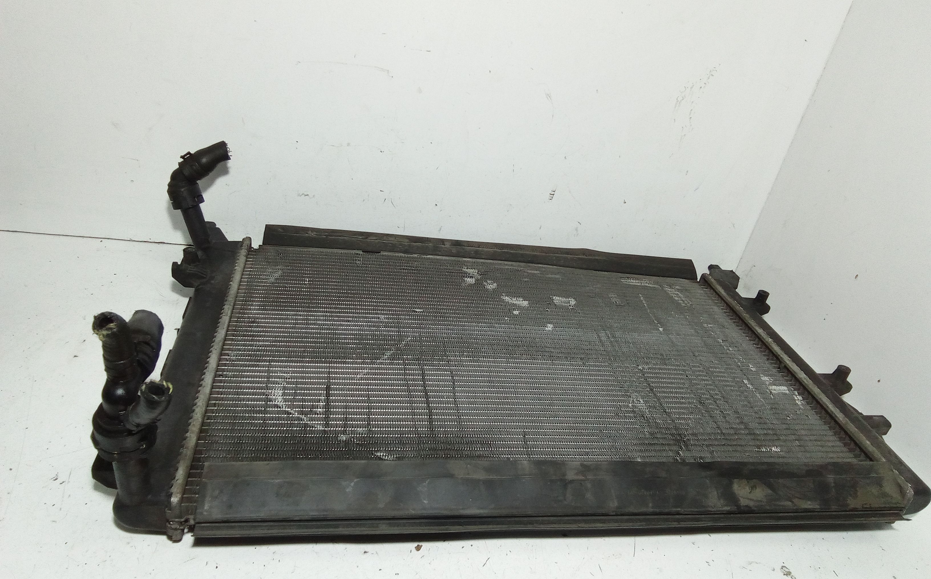 Radiatore acqua VOLKSWAGEN Caddy 4 Serie