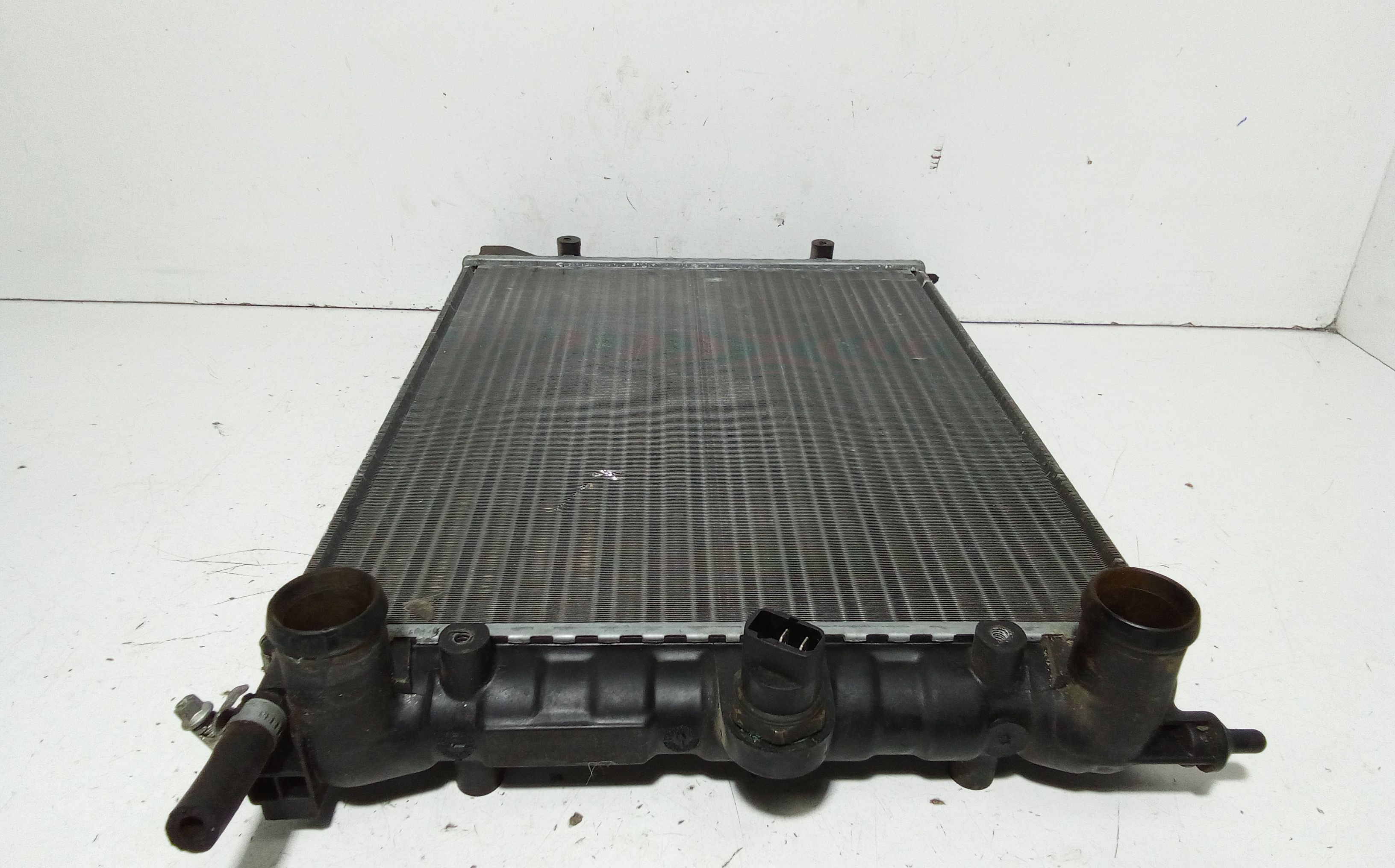 Radiatore acqua VOLKSWAGEN Polo 2 Serie