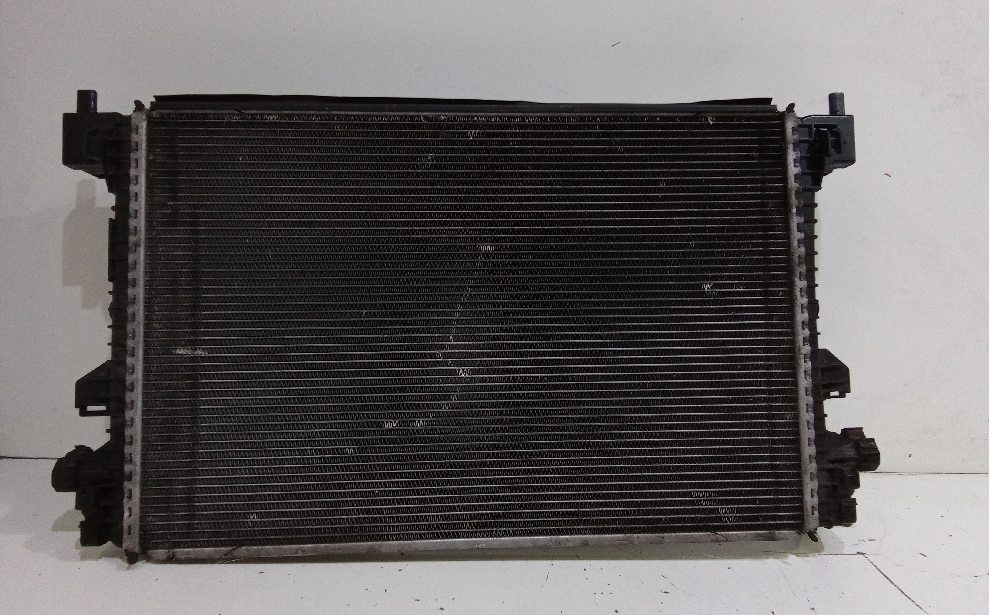 Radiatore acqua VOLKSWAGEN Tiguan Serie