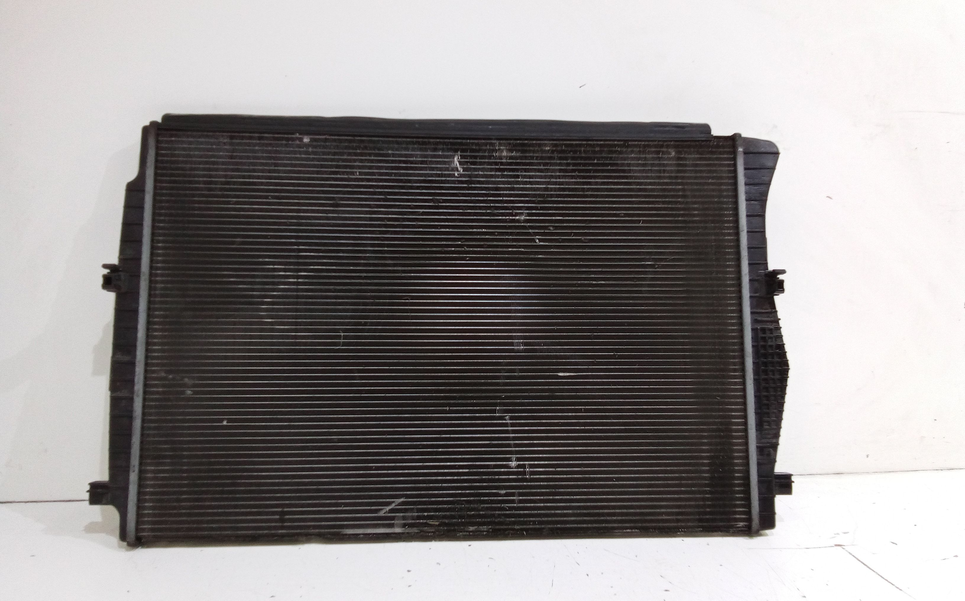 Radiatore acqua VOLKSWAGEN Tiguan Serie