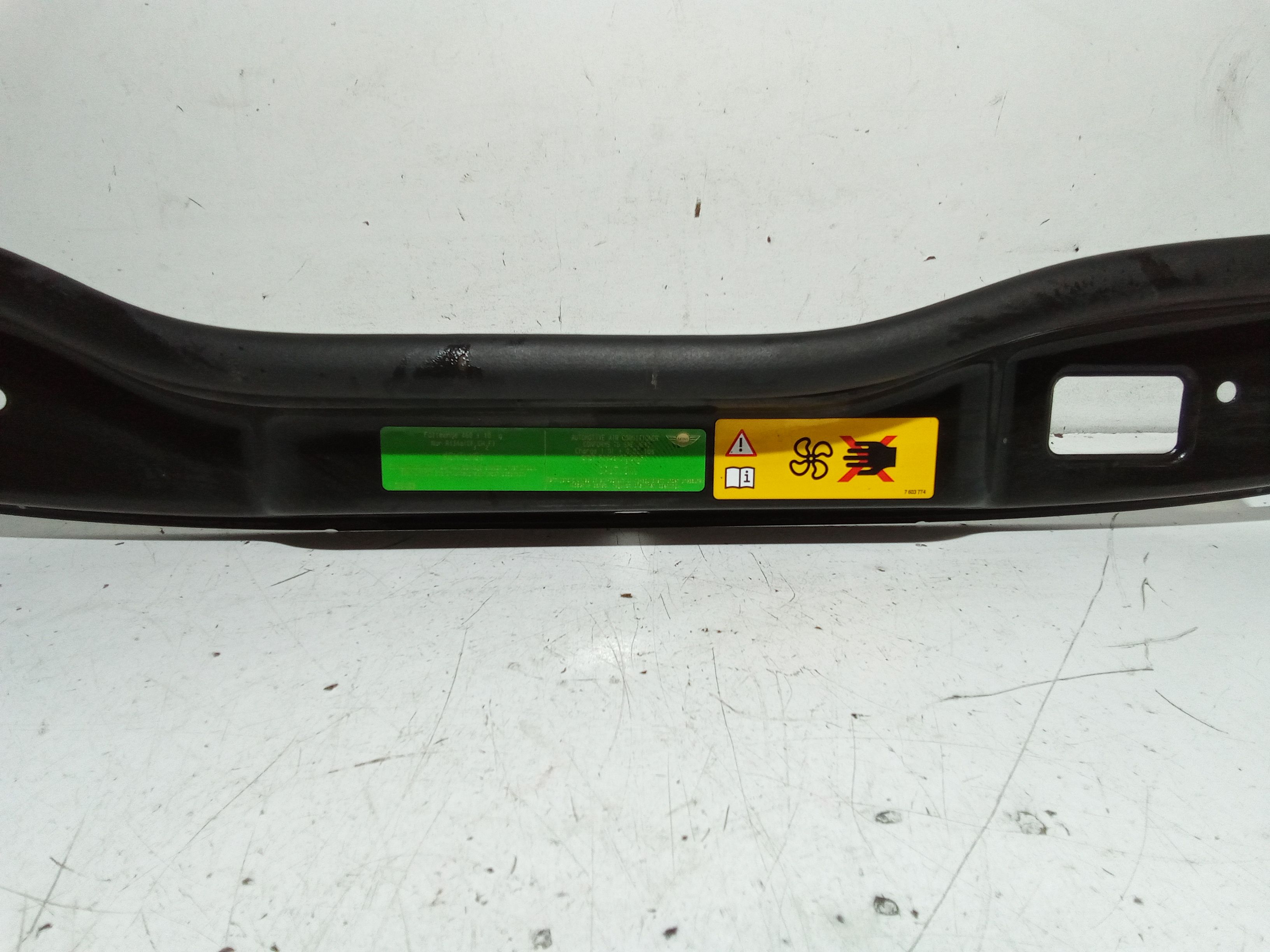 Traversa batticofano MINI Cooper 2 Serie