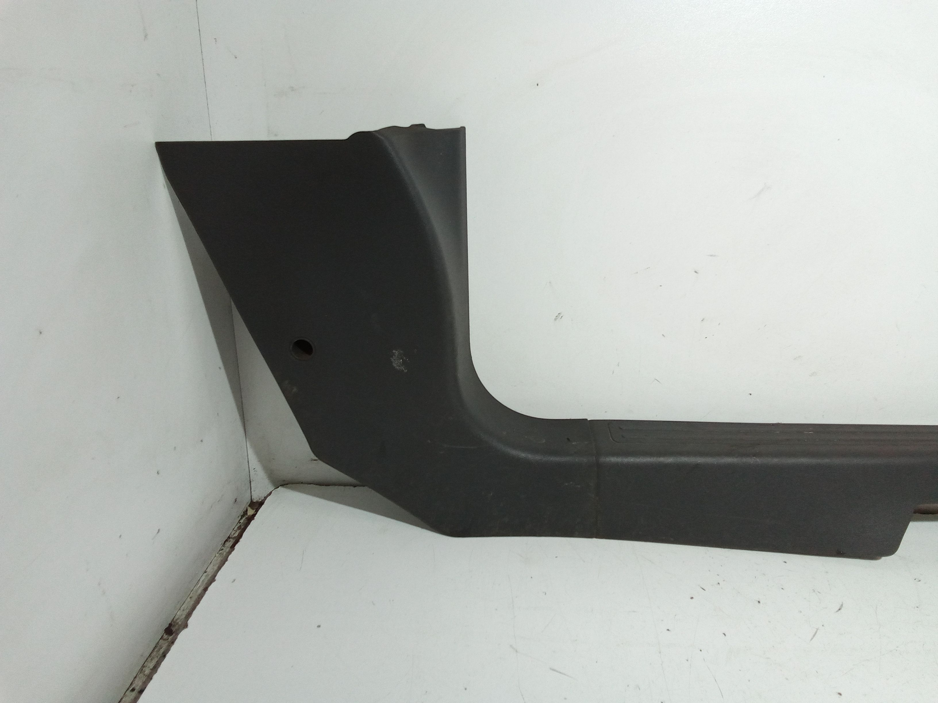 Batticalcagno Anteriore Destro FIAT 500 Serie (07>14)