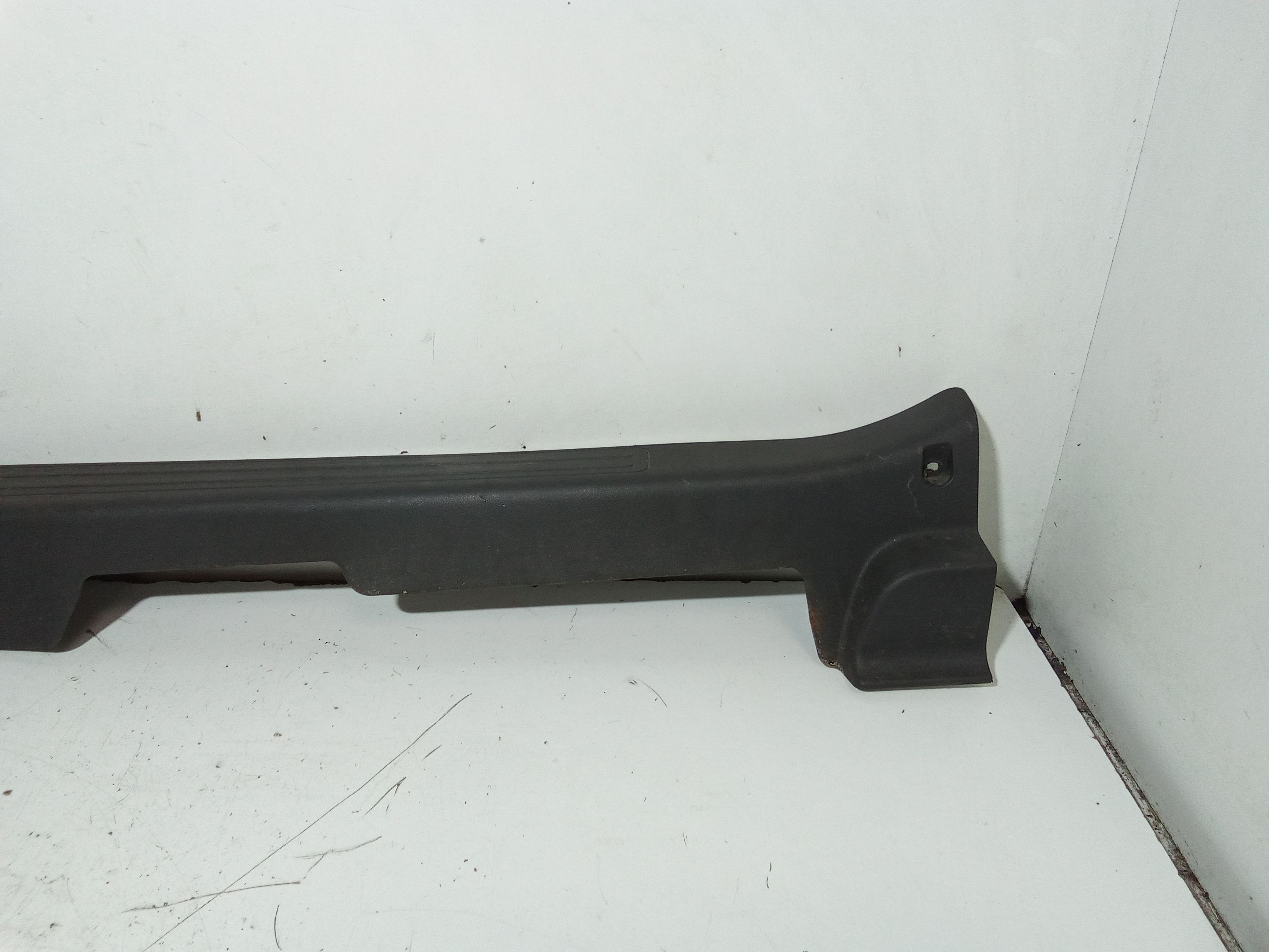 Batticalcagno Anteriore Destro FIAT 500 Serie (07>14)