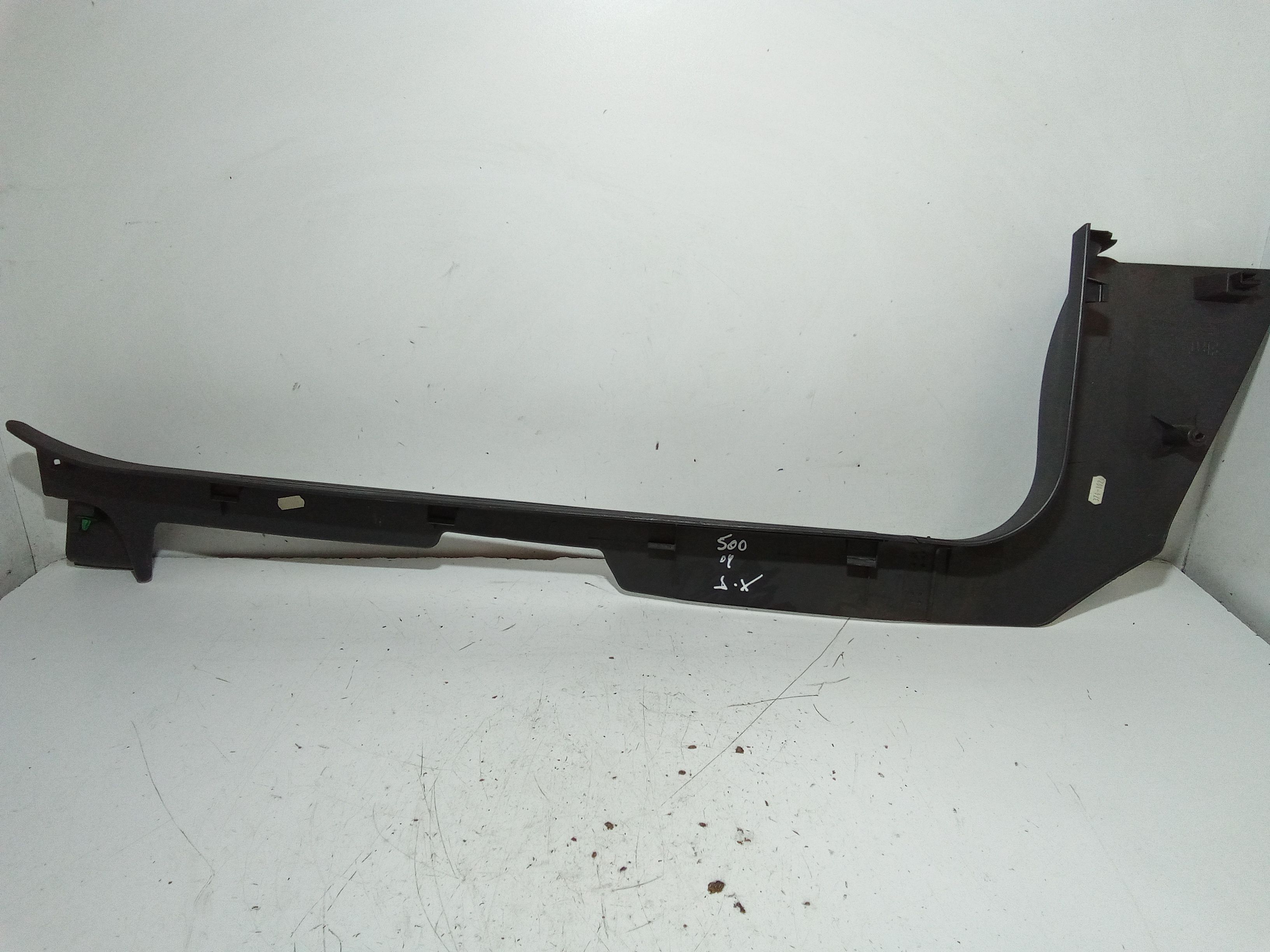 Batticalcagno Anteriore Destro FIAT 500 Serie (07>14)