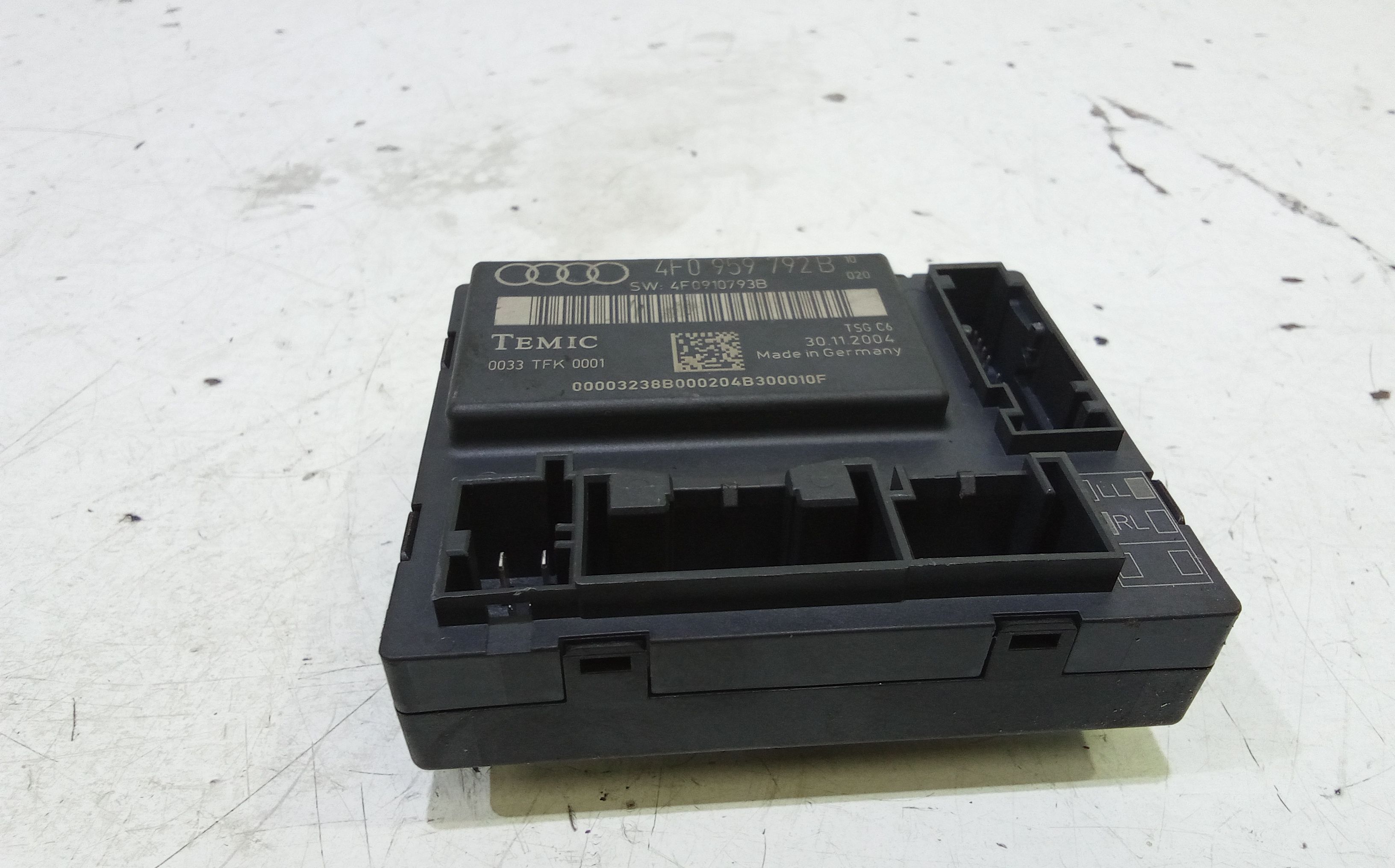 Centralina porta DX passeggero AUDI A6 Avant Serie C6 (4F5) (04>12)