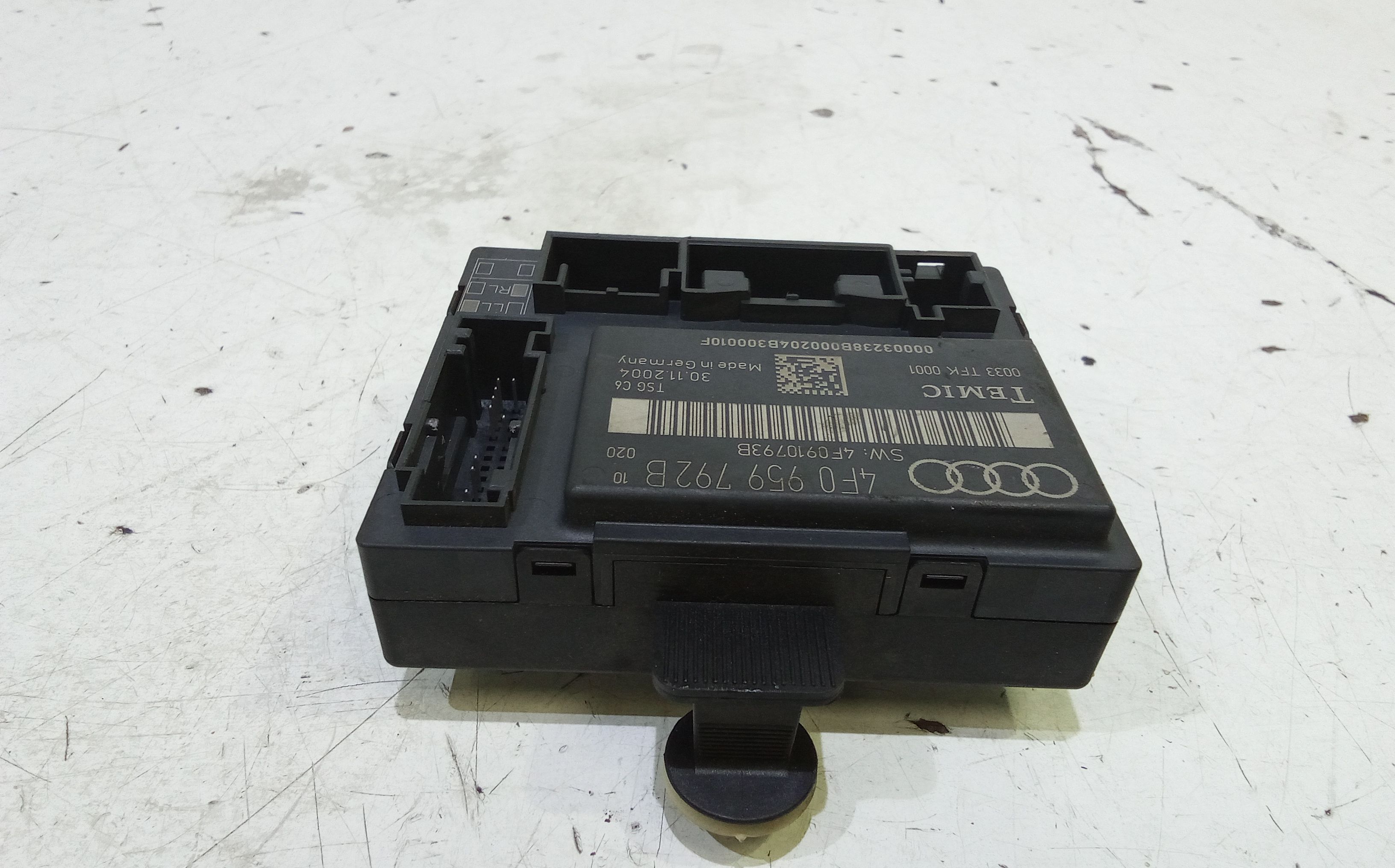 Centralina porta DX passeggero AUDI A6 Avant Serie C6 (4F5) (04>12)