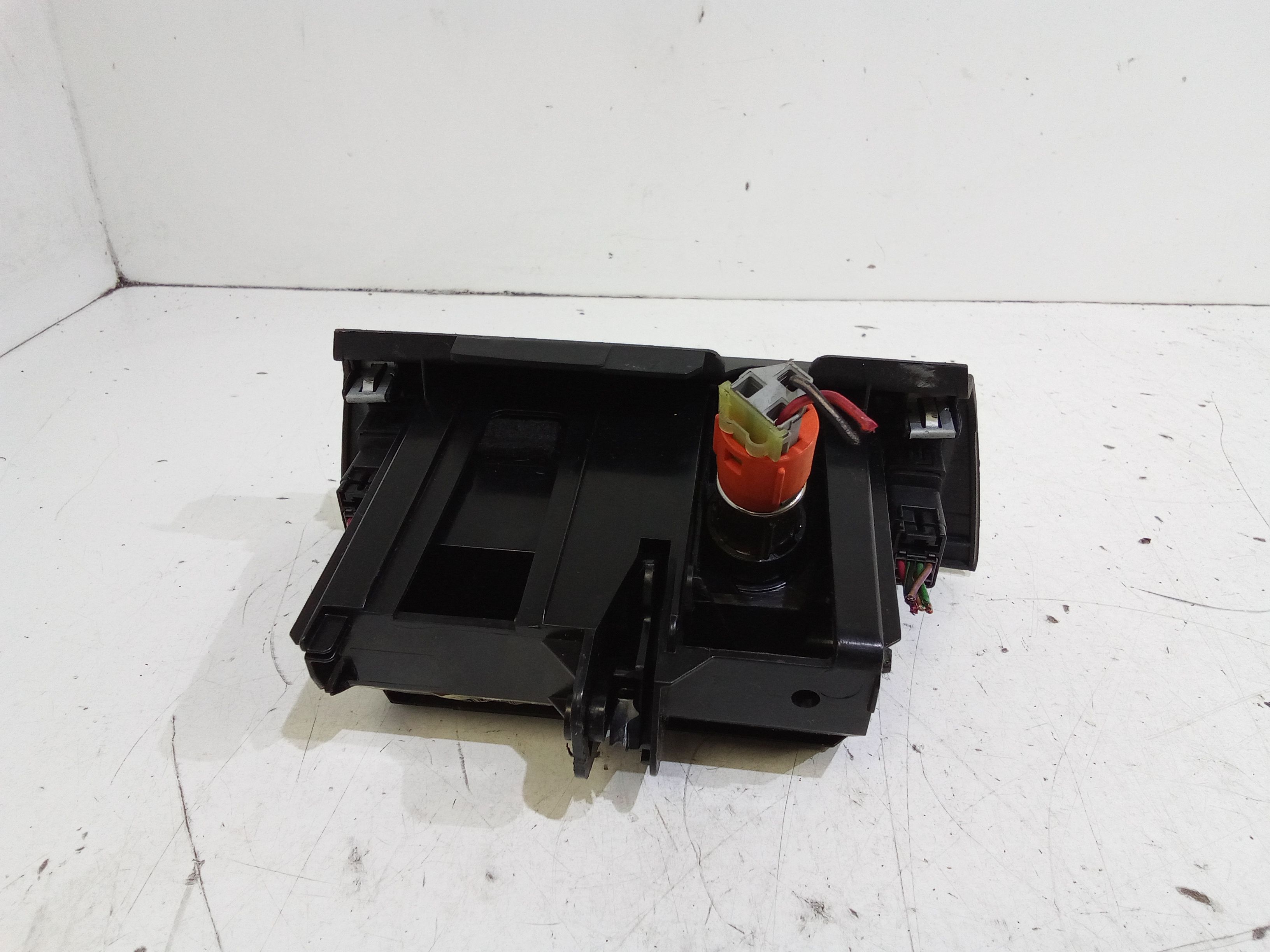 Posacenere CHRYSLER 300 C Touring